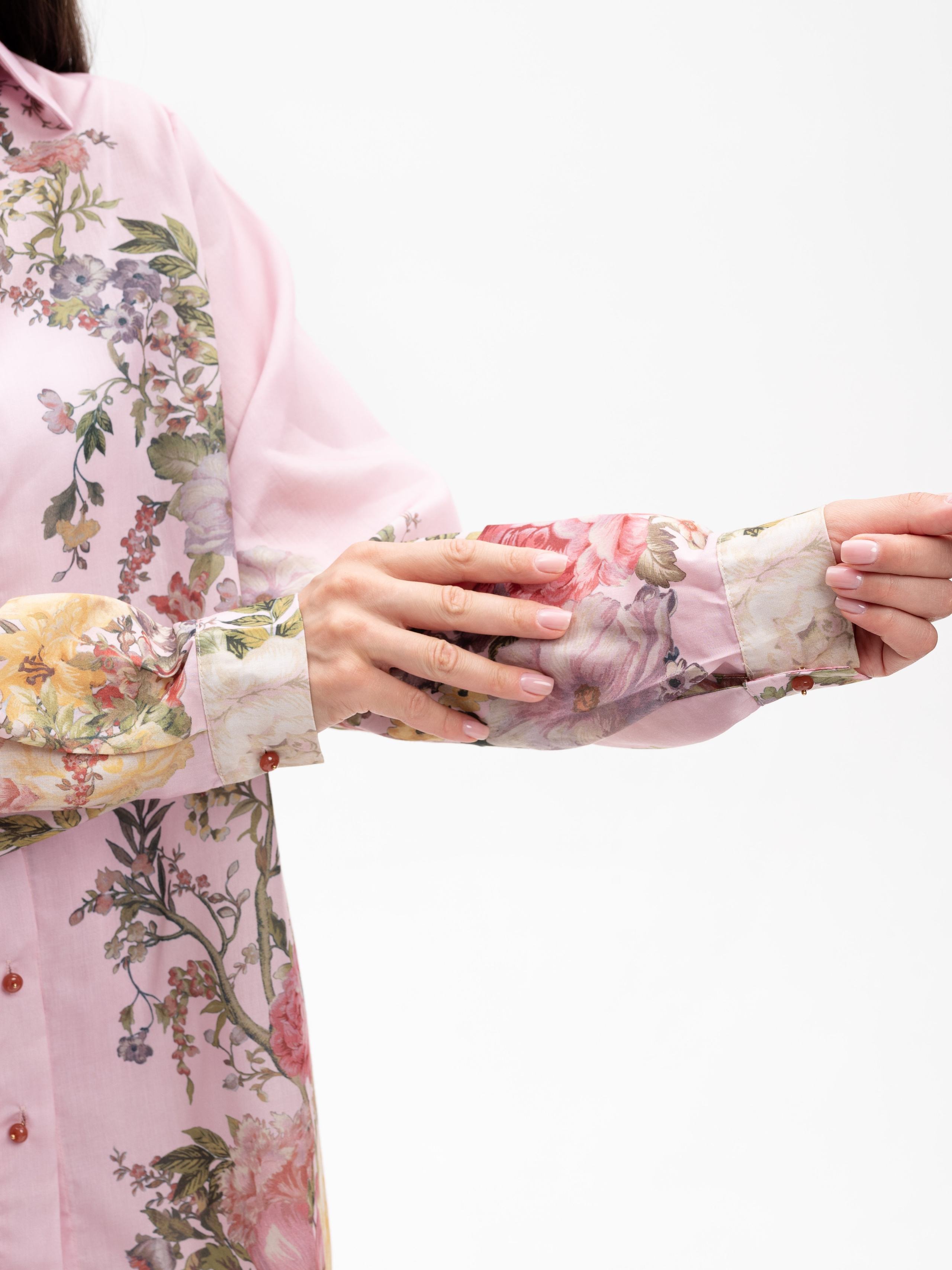 Костюмы и джемпера. Предметный фотограф, фото для маркетплейсов Пятигорск, КМВ