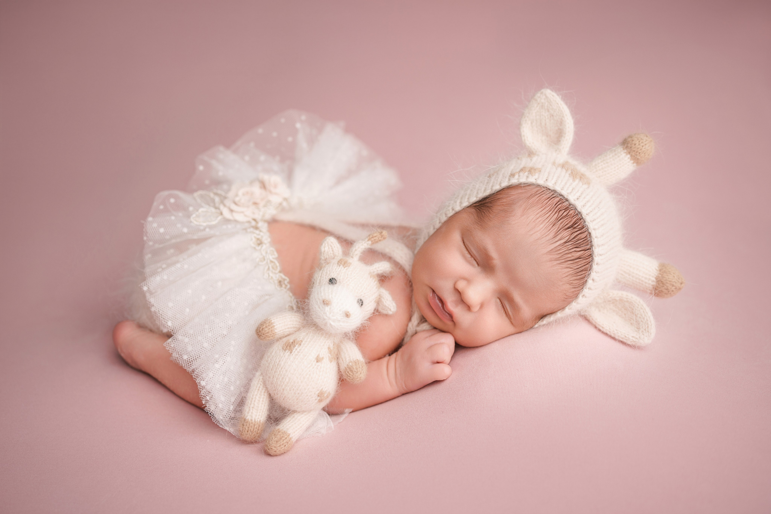 Фотосессия новорожденных | Галерея трогательных кадров малышей в стиле newborn. Фотосессия новорожденных в Москве и Московской области | Профессиональный фотограф newborn — Татьяна Иванова