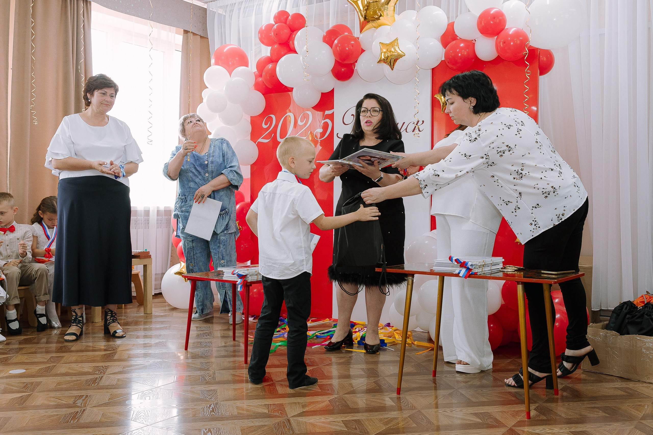 Выпускной в ДС 26. Выпускные альбомы Натальи Бутко: Новороссийск, Анапа, Геленджик