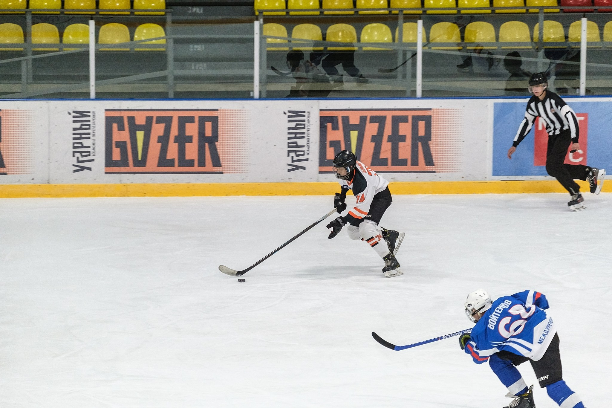 Хоккейный матч Вымпел-2011 (Междуреченск) vs Ермак (Ангарск) — фотограф в Междуреченске Никита Максимов