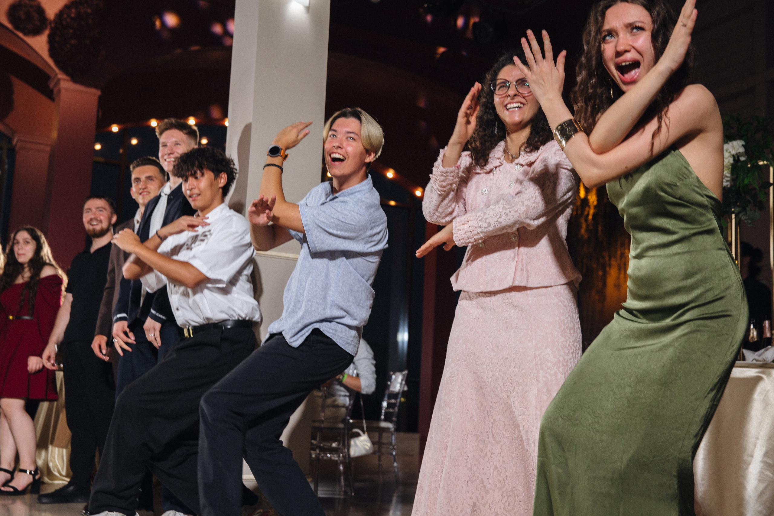 Банкет (Ксения & Никита). Свадебные фотографы в г. Сургут Маркова Наталья и Замахина Елена