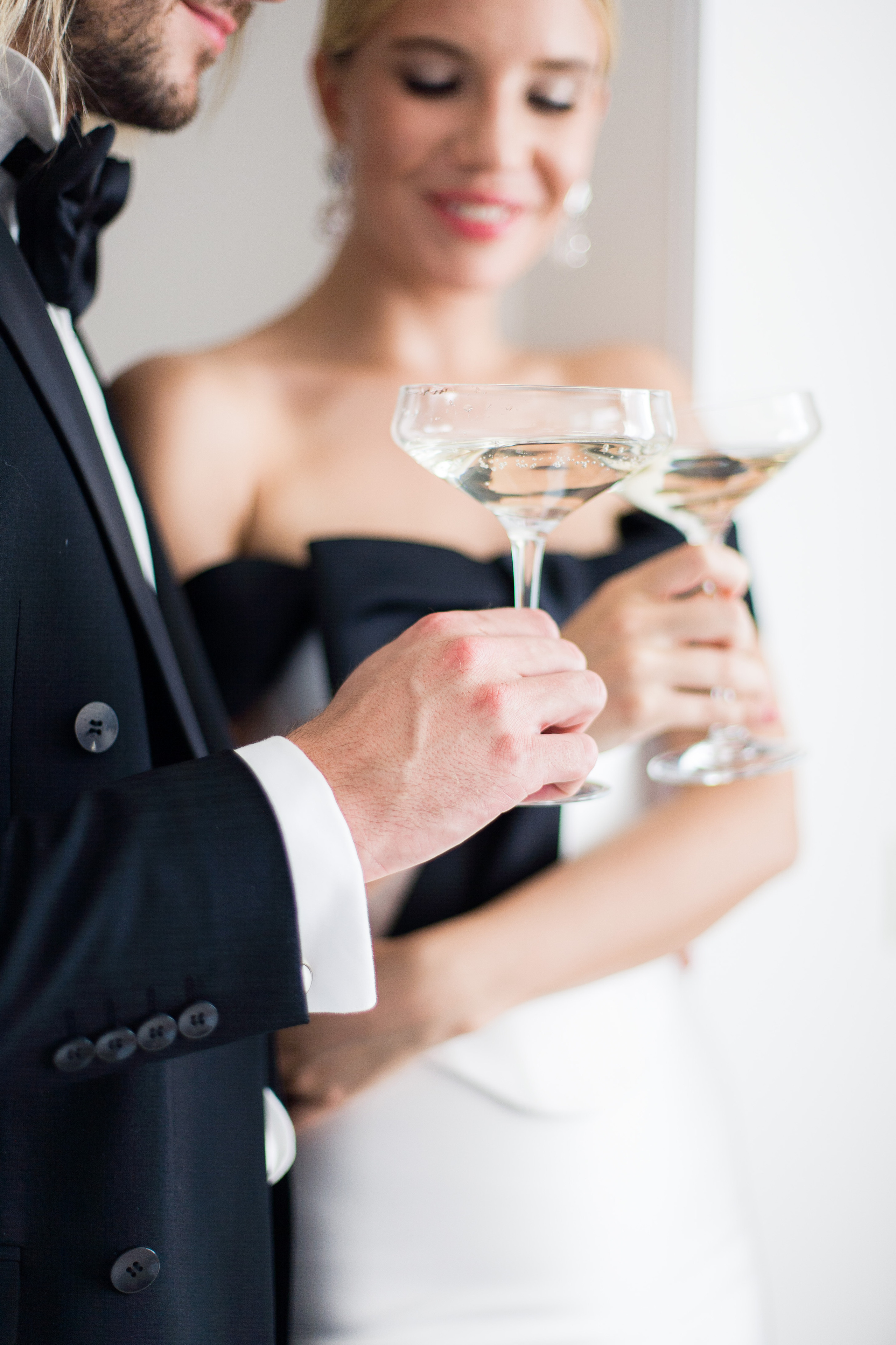 Свадебные сборы в Люмьер Бутик-Отель, свадебный фотограф в Москве