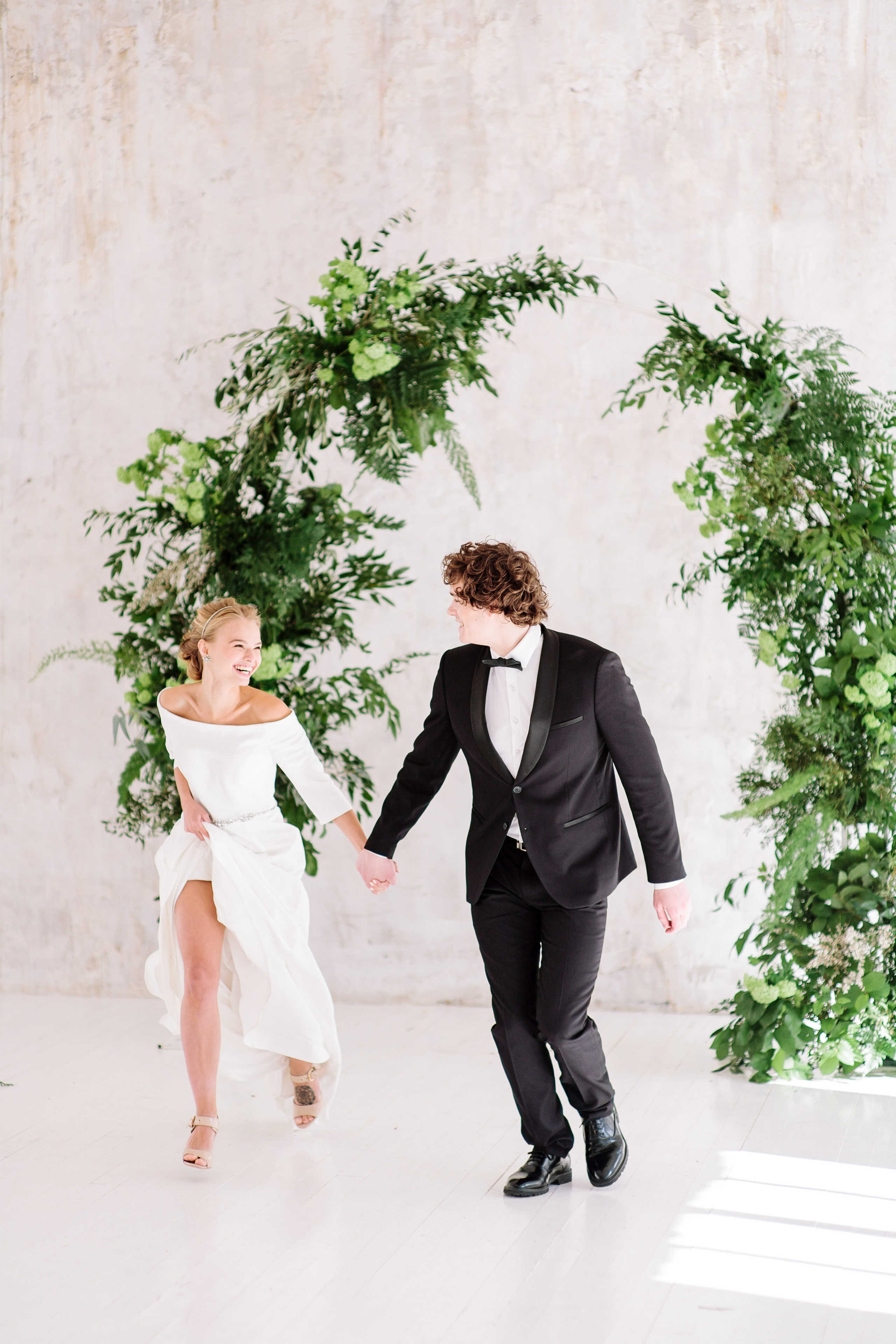 Камерная свадьба в лофте, Москва, утро невесты, свадебный фотограф