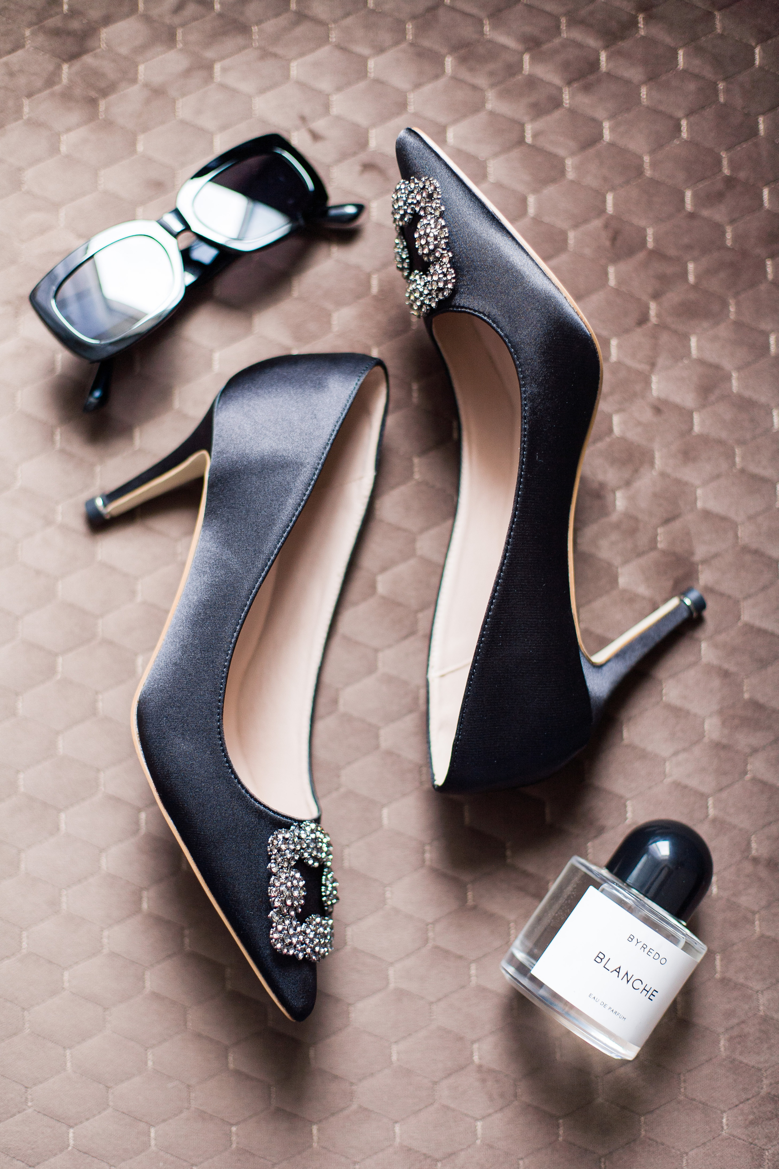 Свадебные сборы в Люмьер Бутик-Отель, свадебный фотограф в Москве