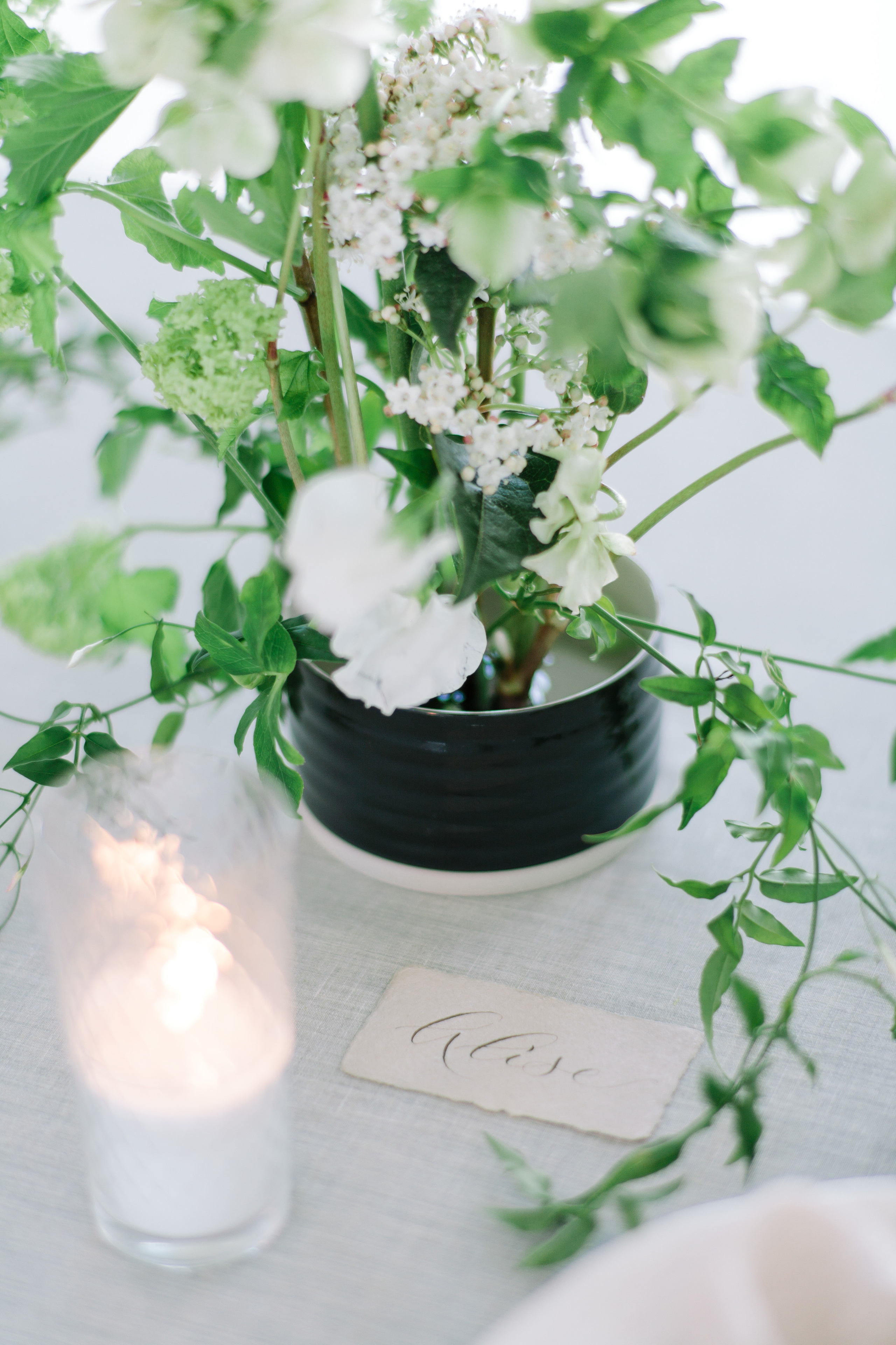 Камерная свадьба в лофте, Москва, утро невесты, свадебный фотограф