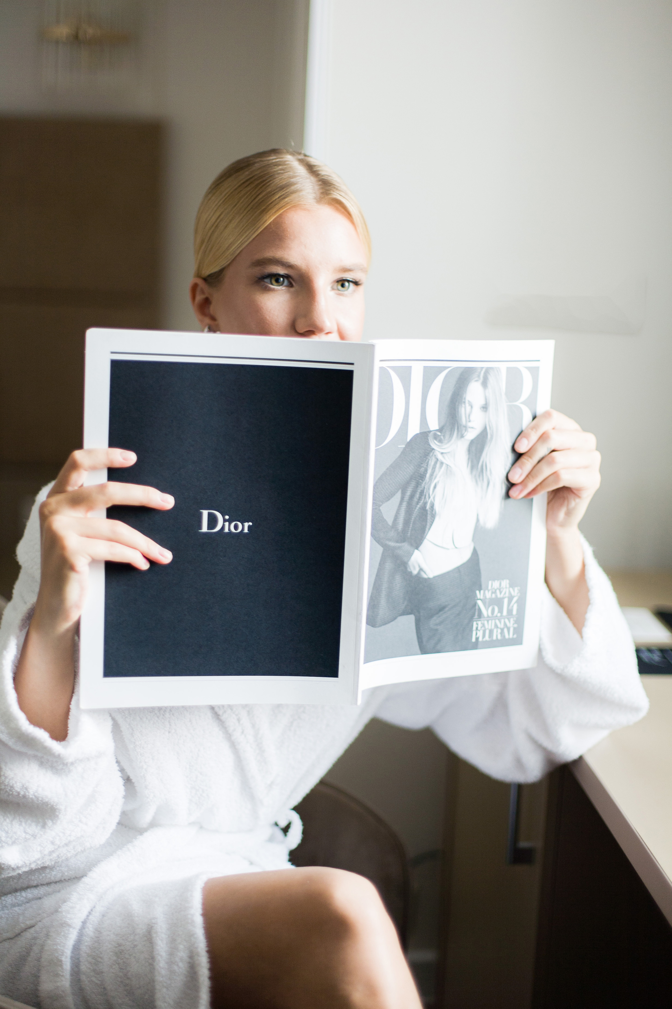 Свадебные сборы в Люмьер Бутик-Отель, свадебный фотограф в Москве