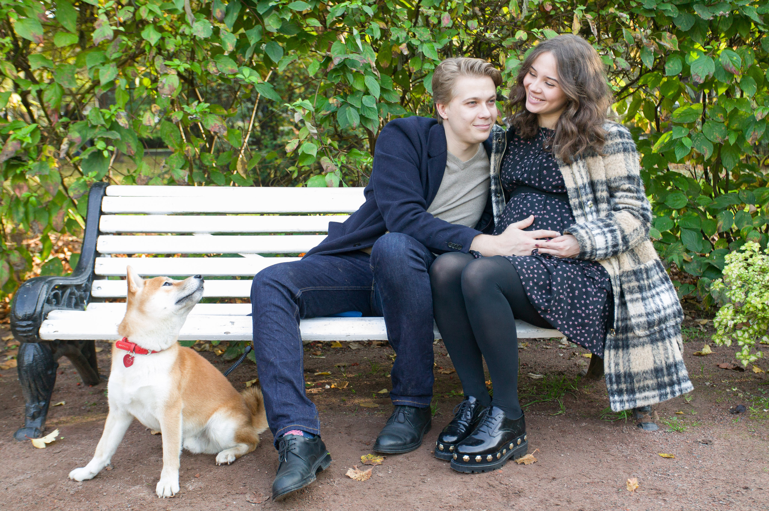 Семейная фотосессия в ожидании малыша в Парке Горького, Москва