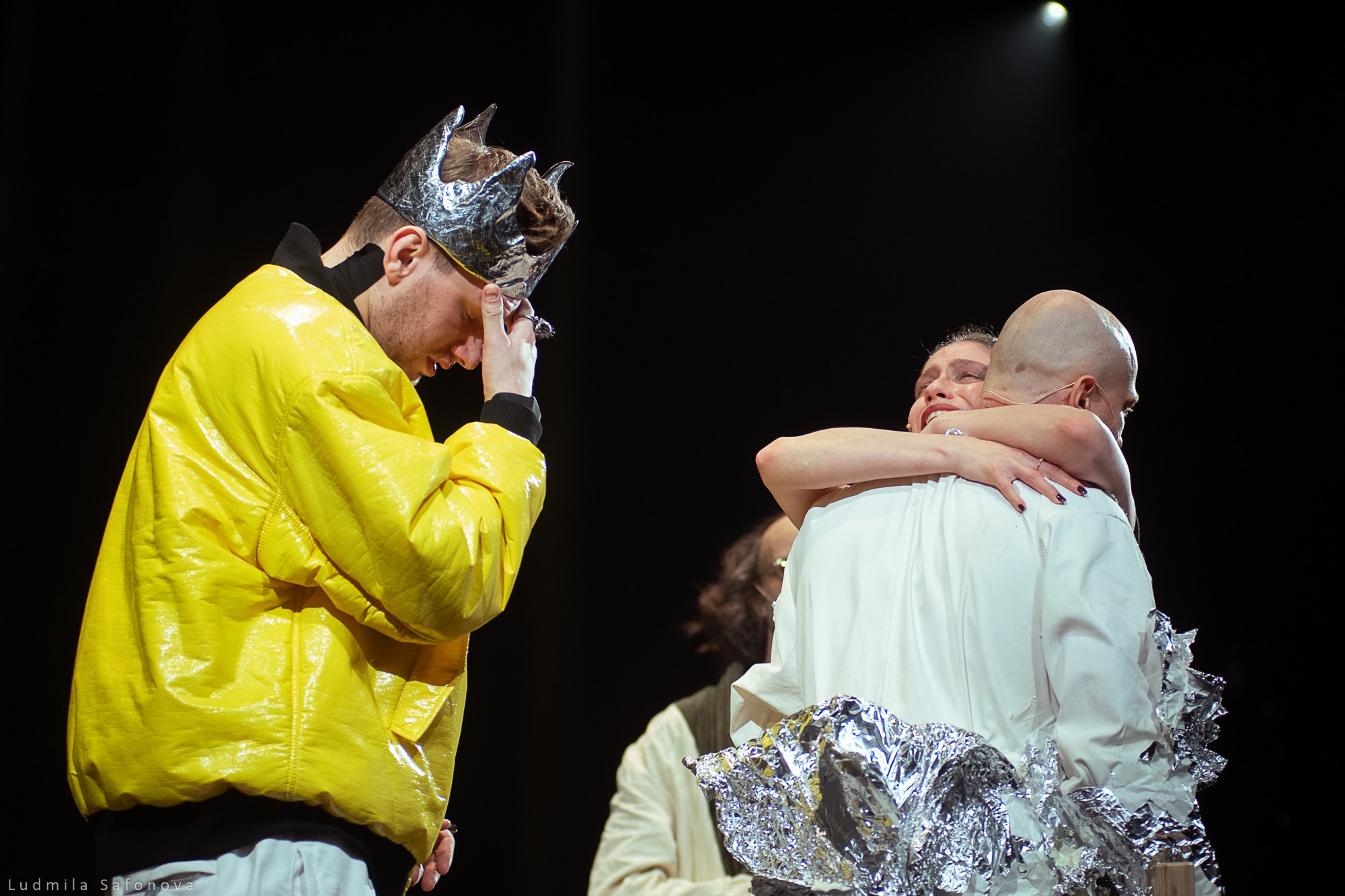 Гамлет. Режиссёр Андрей Гончаров. Гамлет Юра Борисов. Lucytheatre
