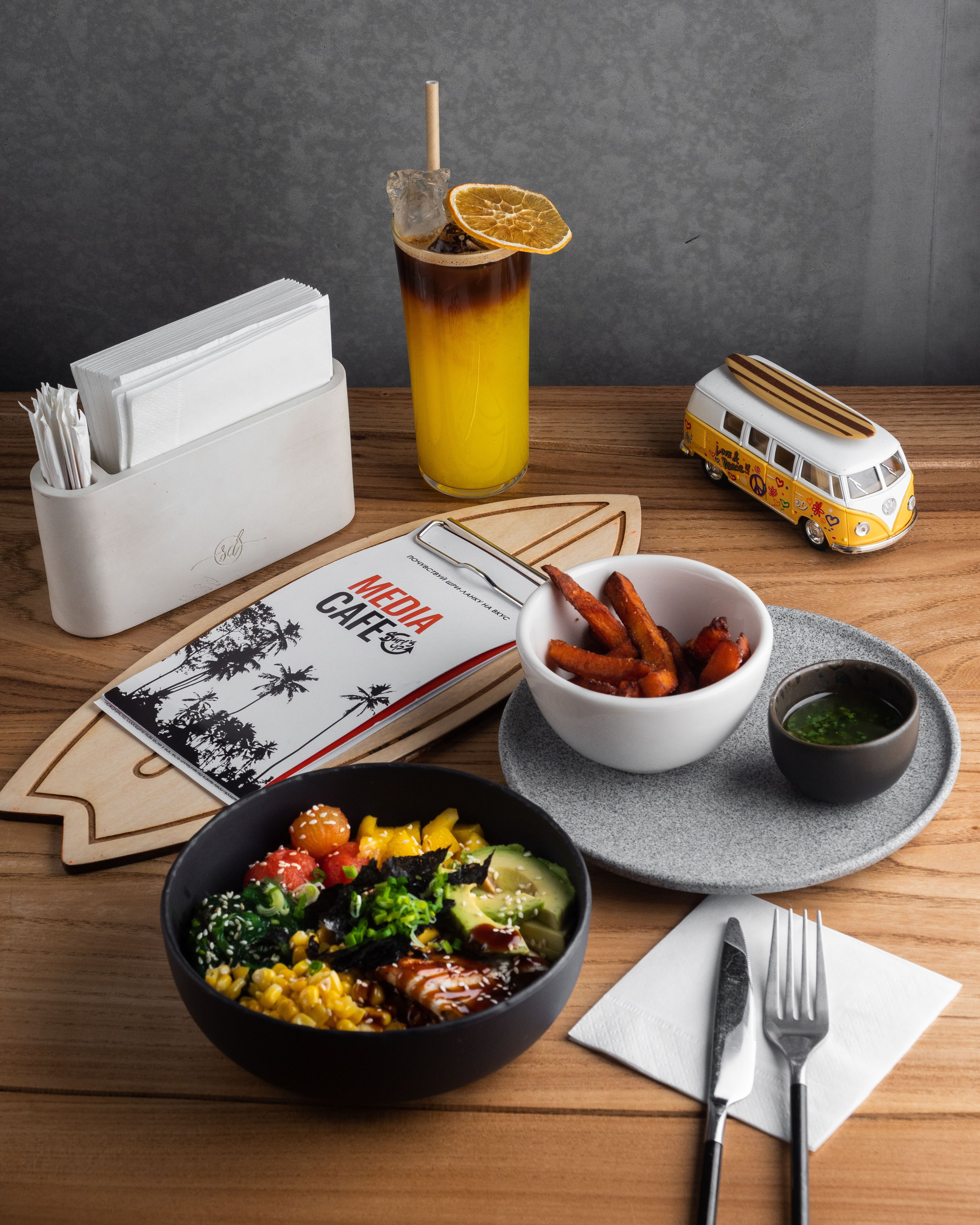 Surf's up media cafe. Портретный и Репортажный фотограф в Москве