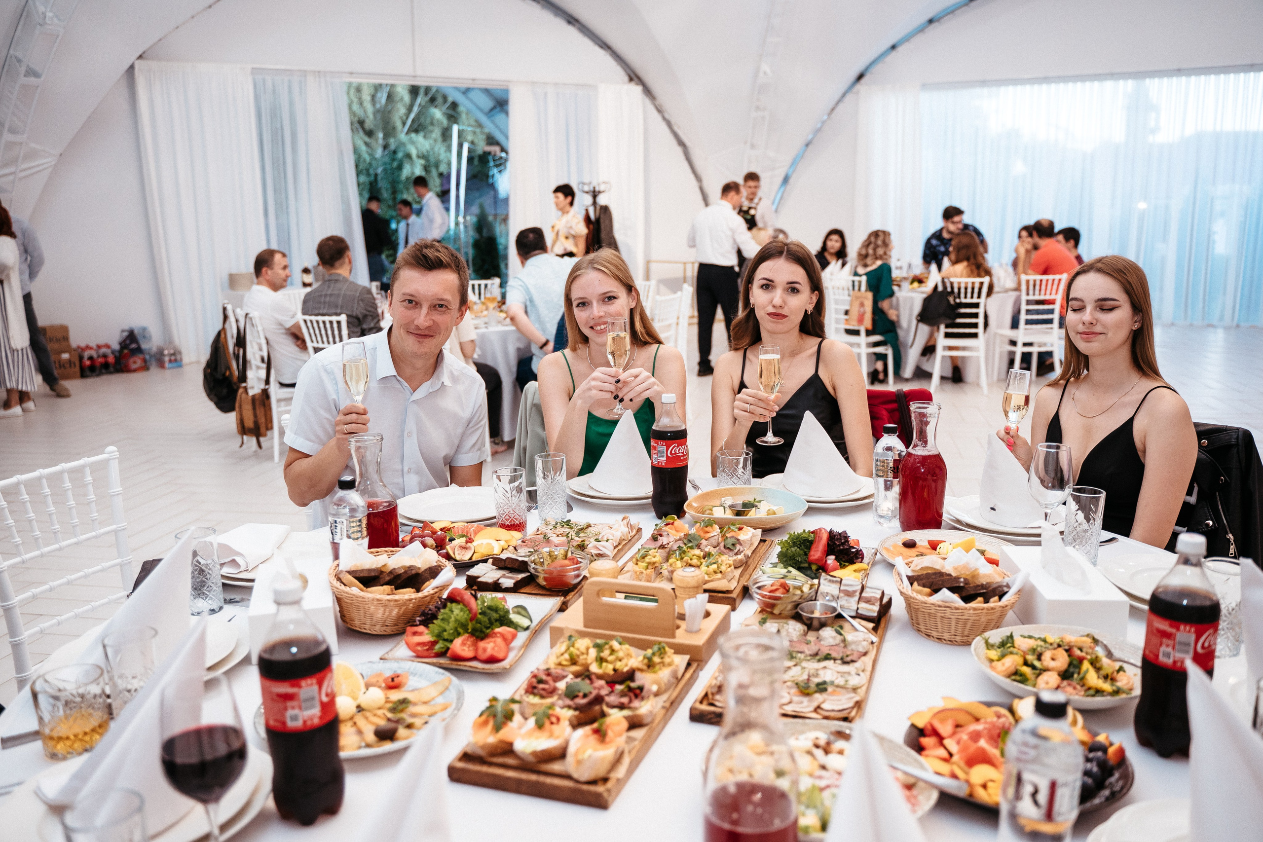 Ави Центр. Свадебный фотограф в Симферополе