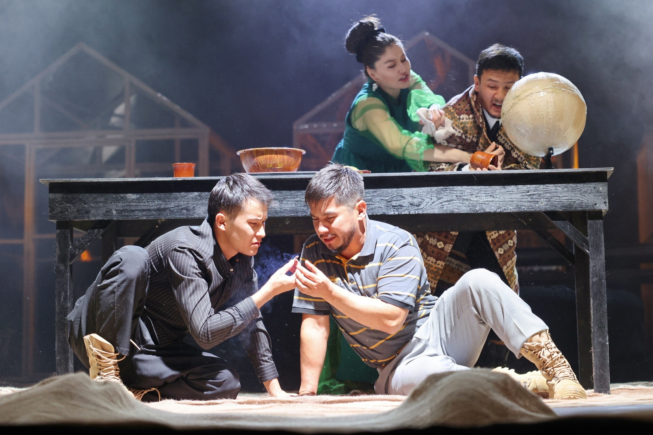 Макондо по мотивам романа Г. Маркеса «Сто лет одиночества». Режиссёр Даниил Филиппович