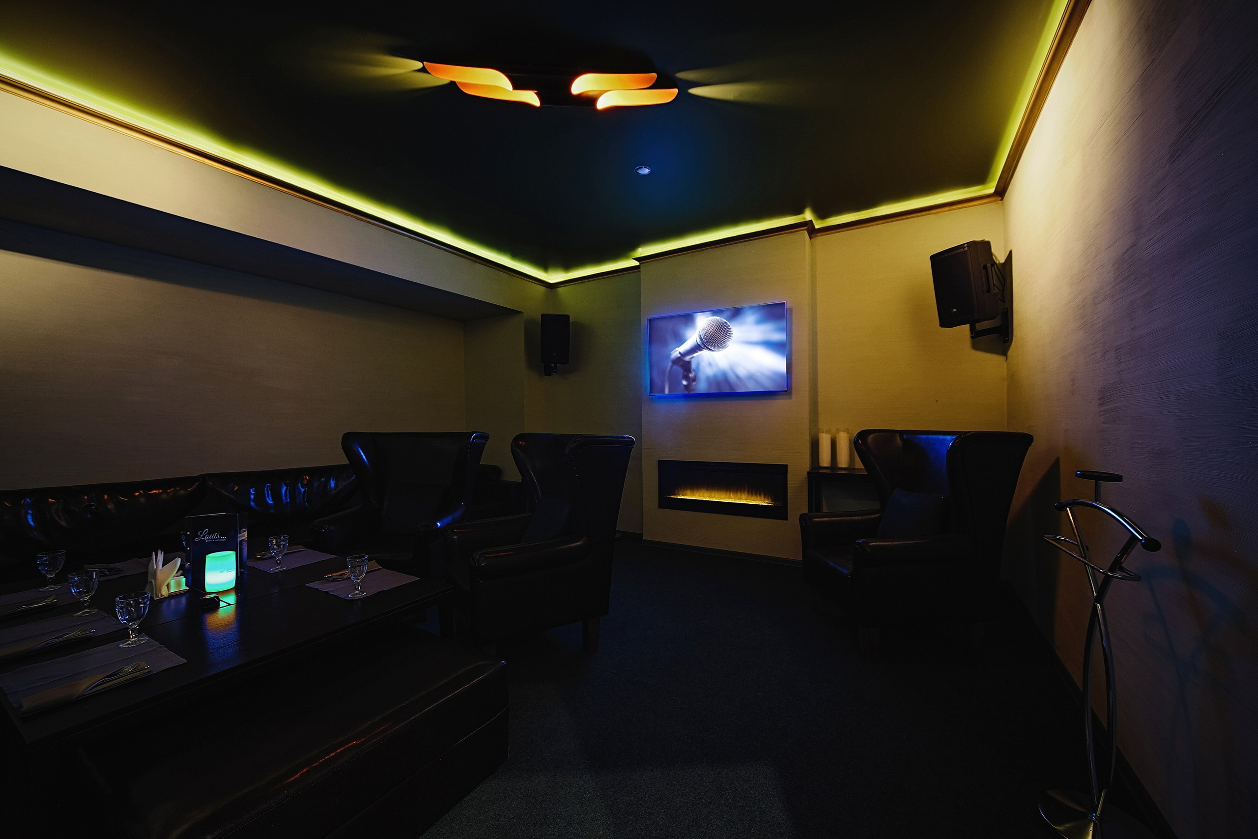 Караоке бар