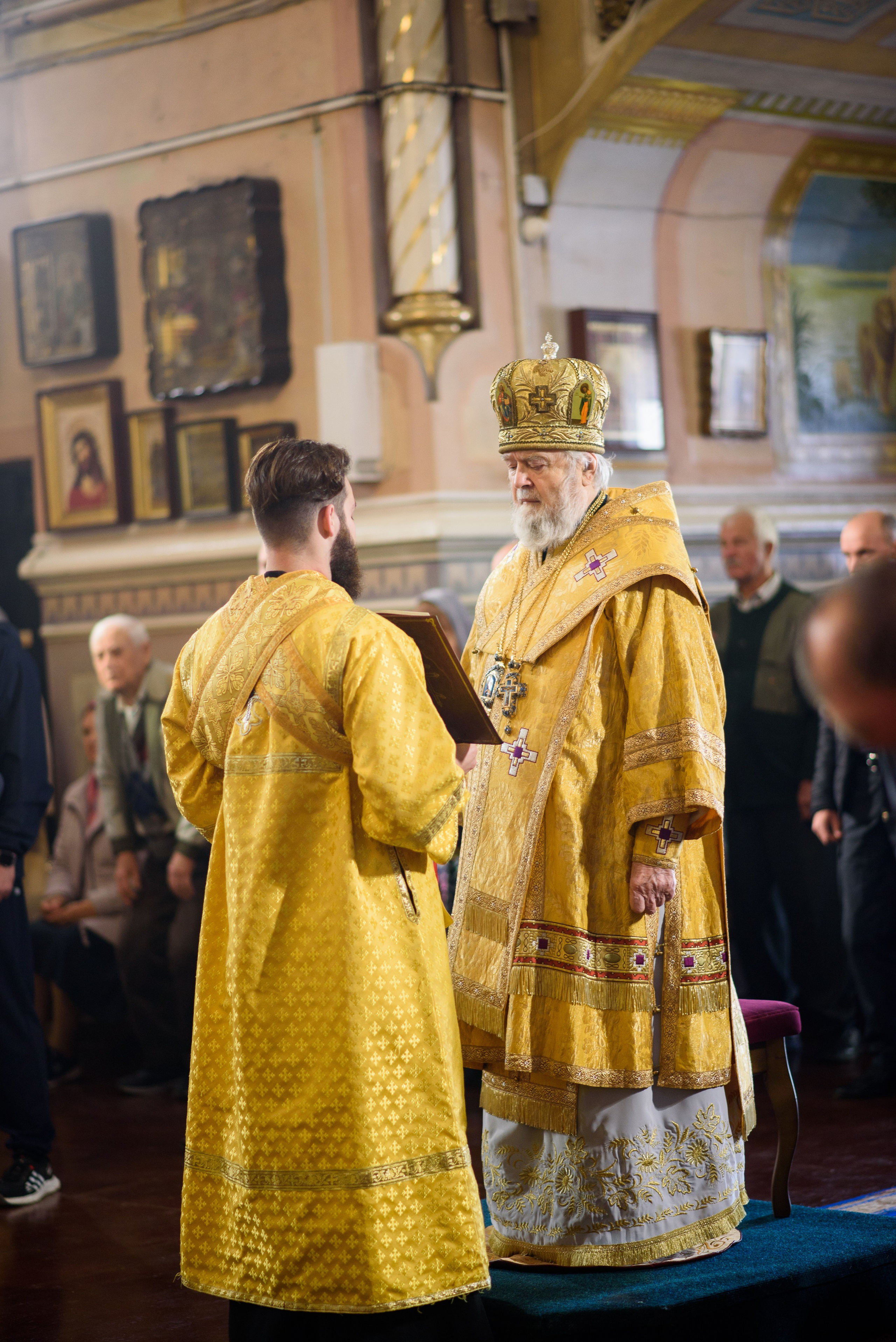 Воскресная литургия 29.10.2023. Семейный и свадебный фотограф в Феодосии и Коктебеле