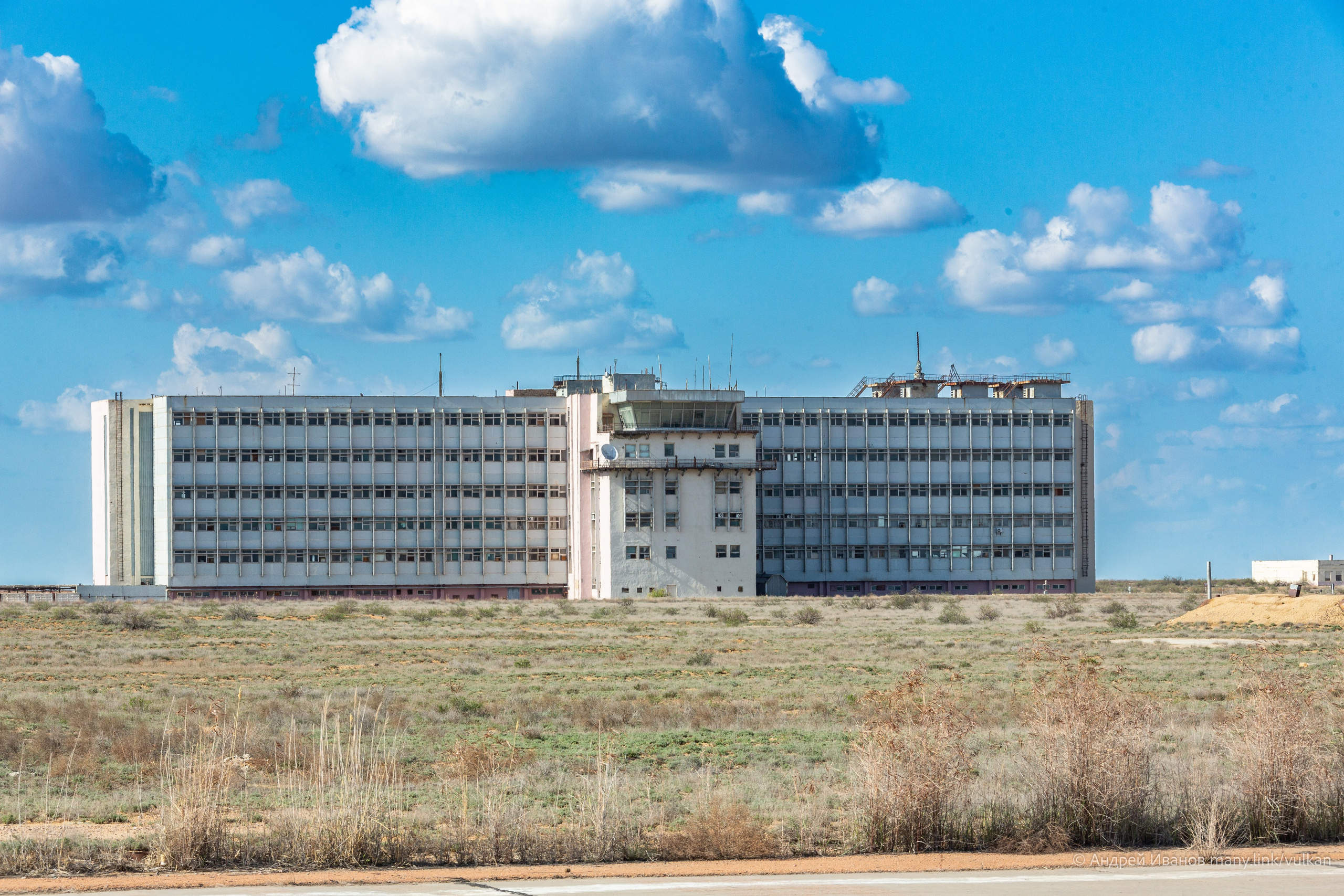 Перелёт на Байконур в 2026 г на самолётах АОН. Фотоальбом показывающий увлекательный мир авиации и мир медведей Андрея Иванова