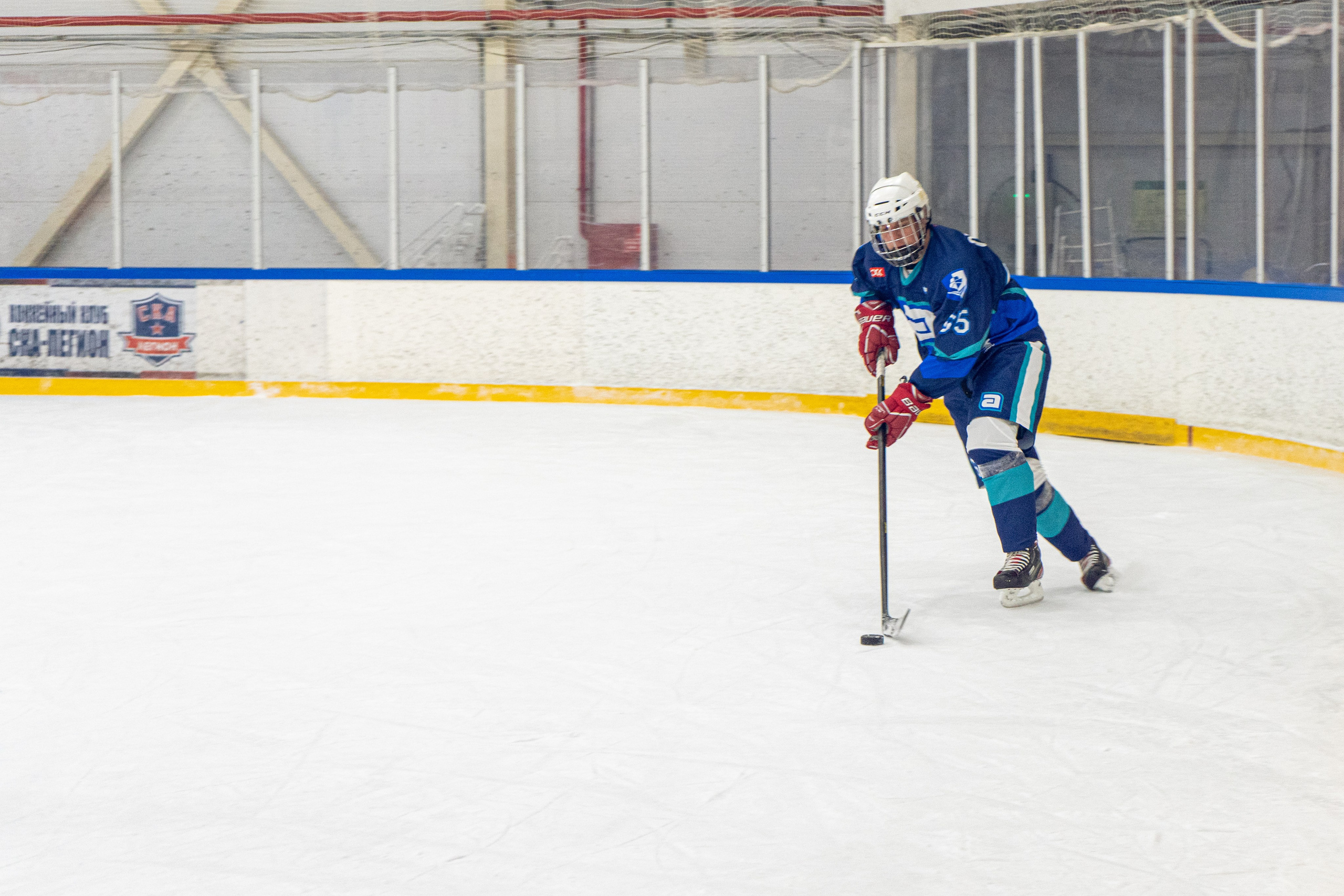 Тренировка по хоккею «ЦМКБ «Алмаз»