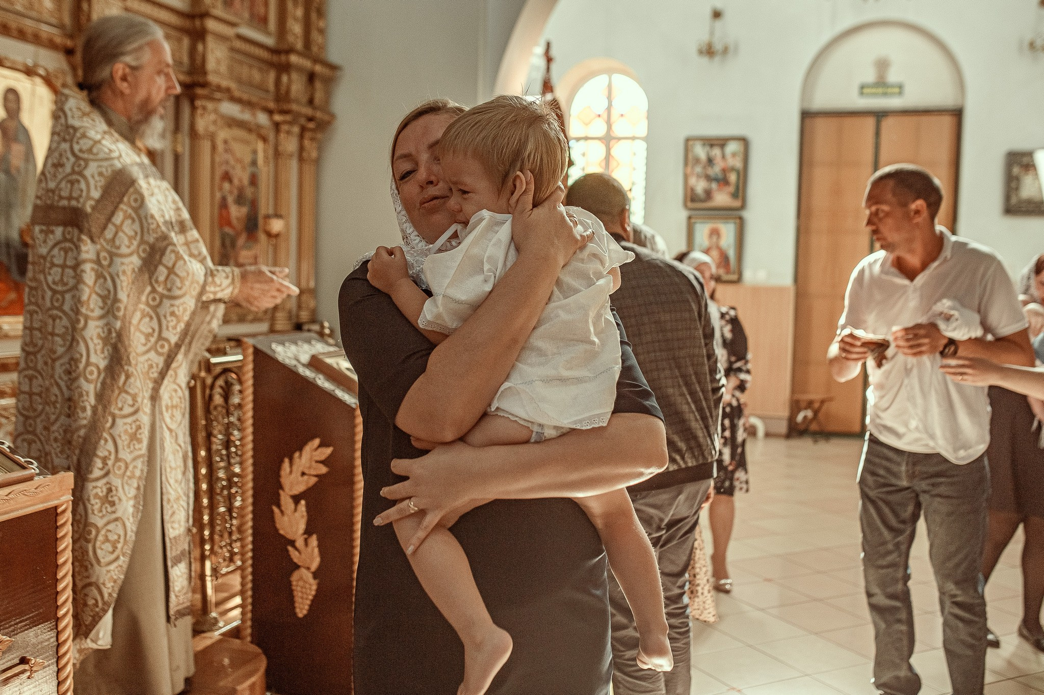 Таинство Крещения Егора. Храм п.Ахтырского. Детский семейный фотограф в Абинске