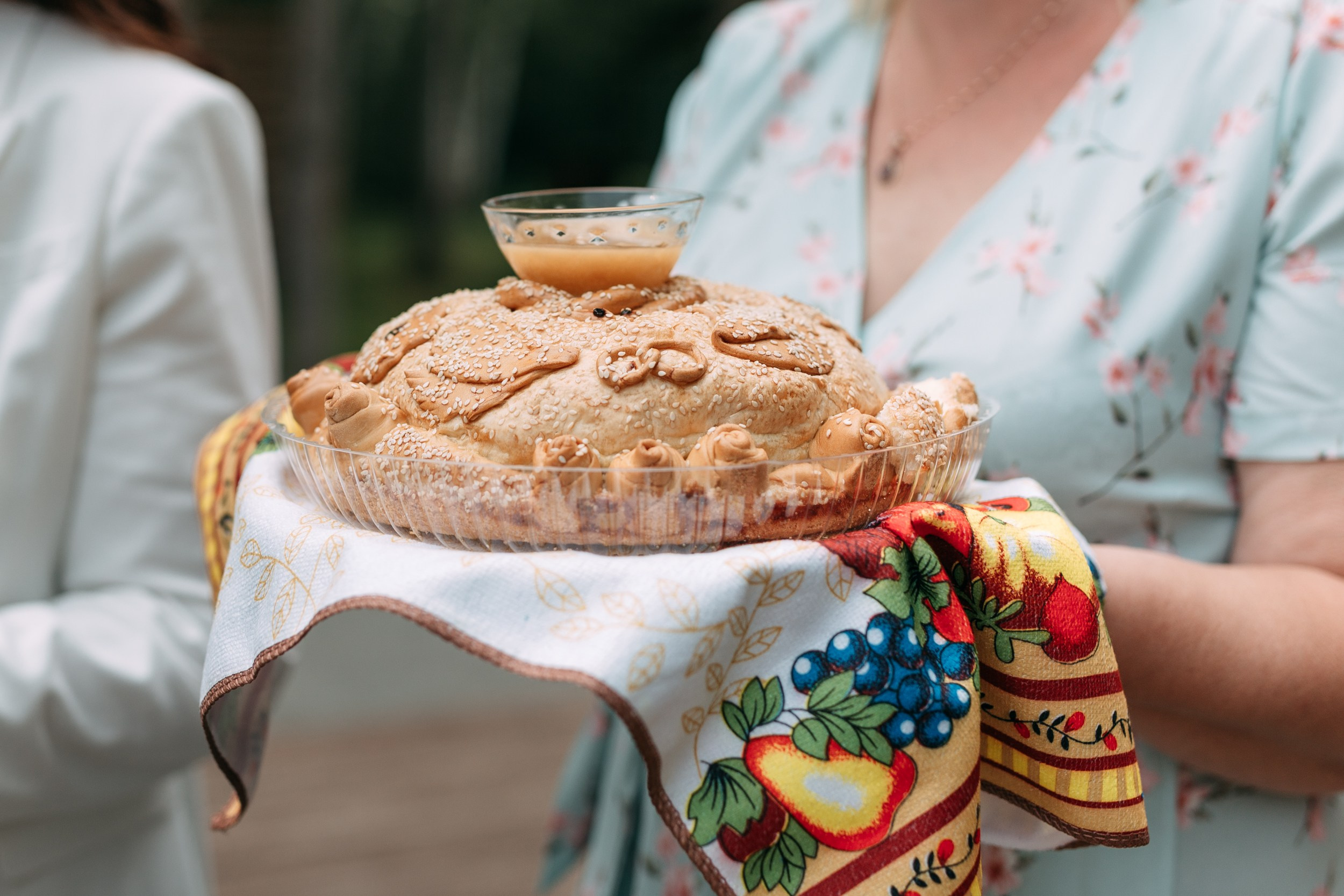 Алиса и Айнур. Фотопродакшн продающего контента