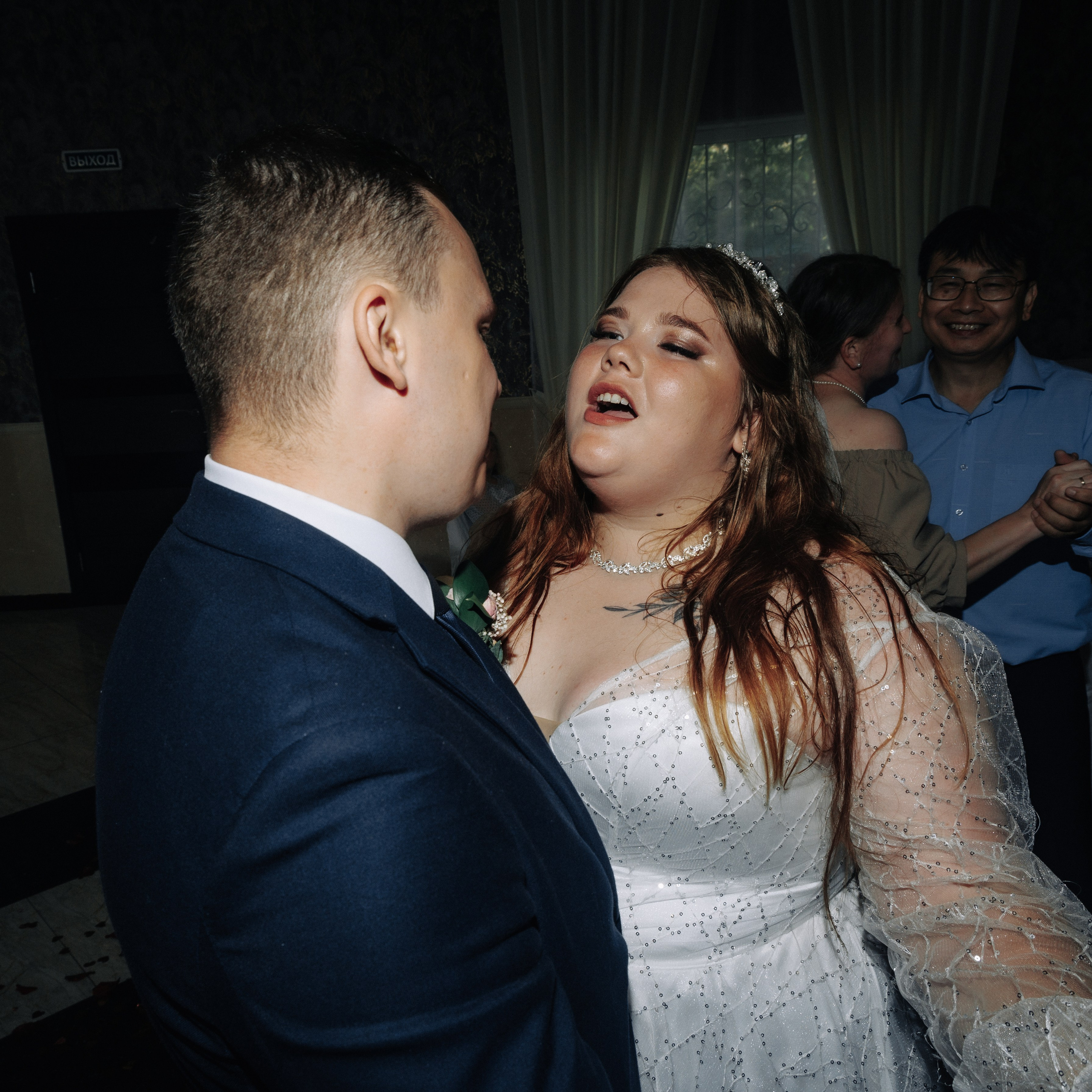 Николай и Диана, свадебный банкет. Свадебный и семейный фотограф в г. Волхов Алексей Кочерыжкин