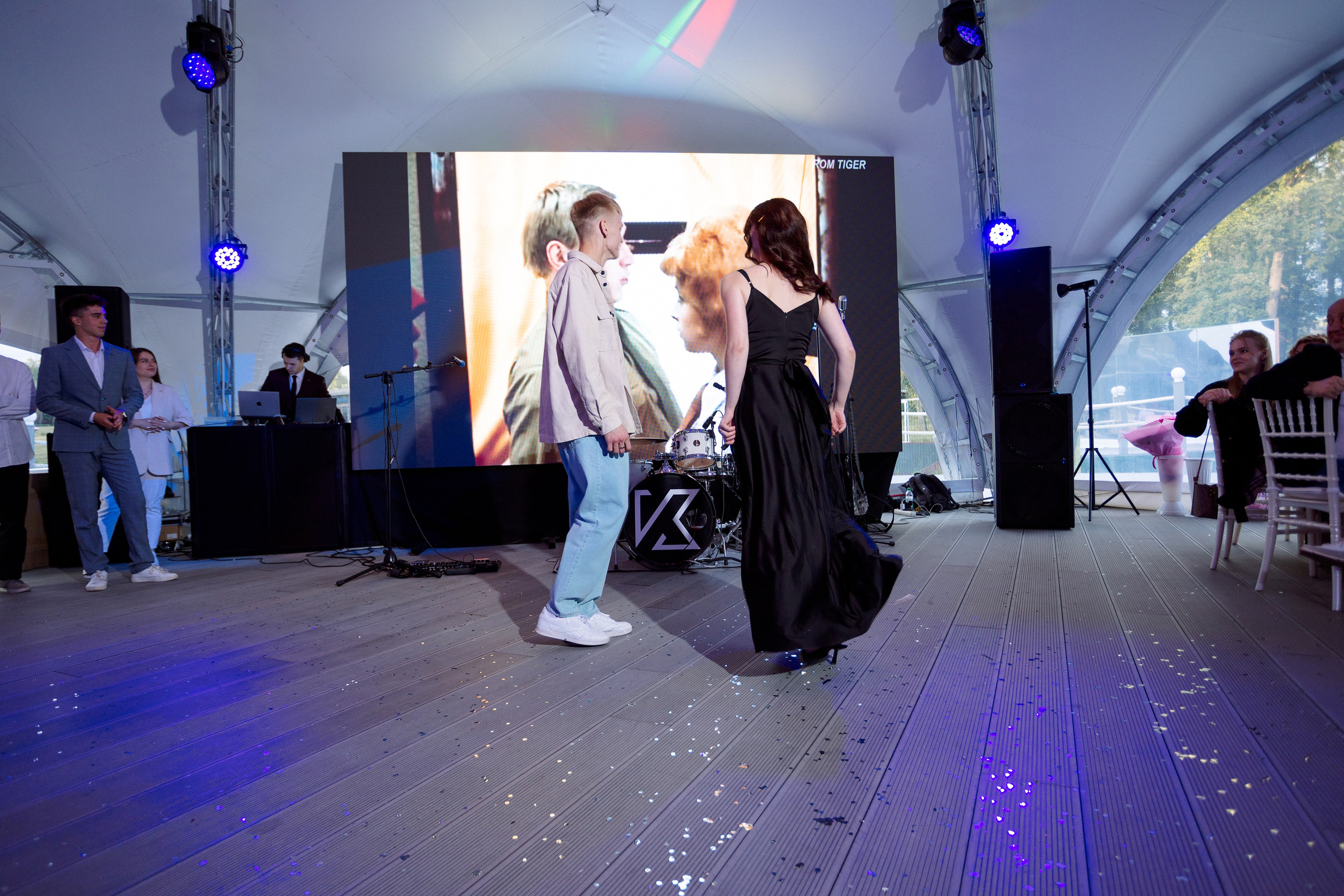 ВЫПУСКНОЙ: Волки-Липки. Все фото. Профессиональный фотограф в Ижевске Леша Петров