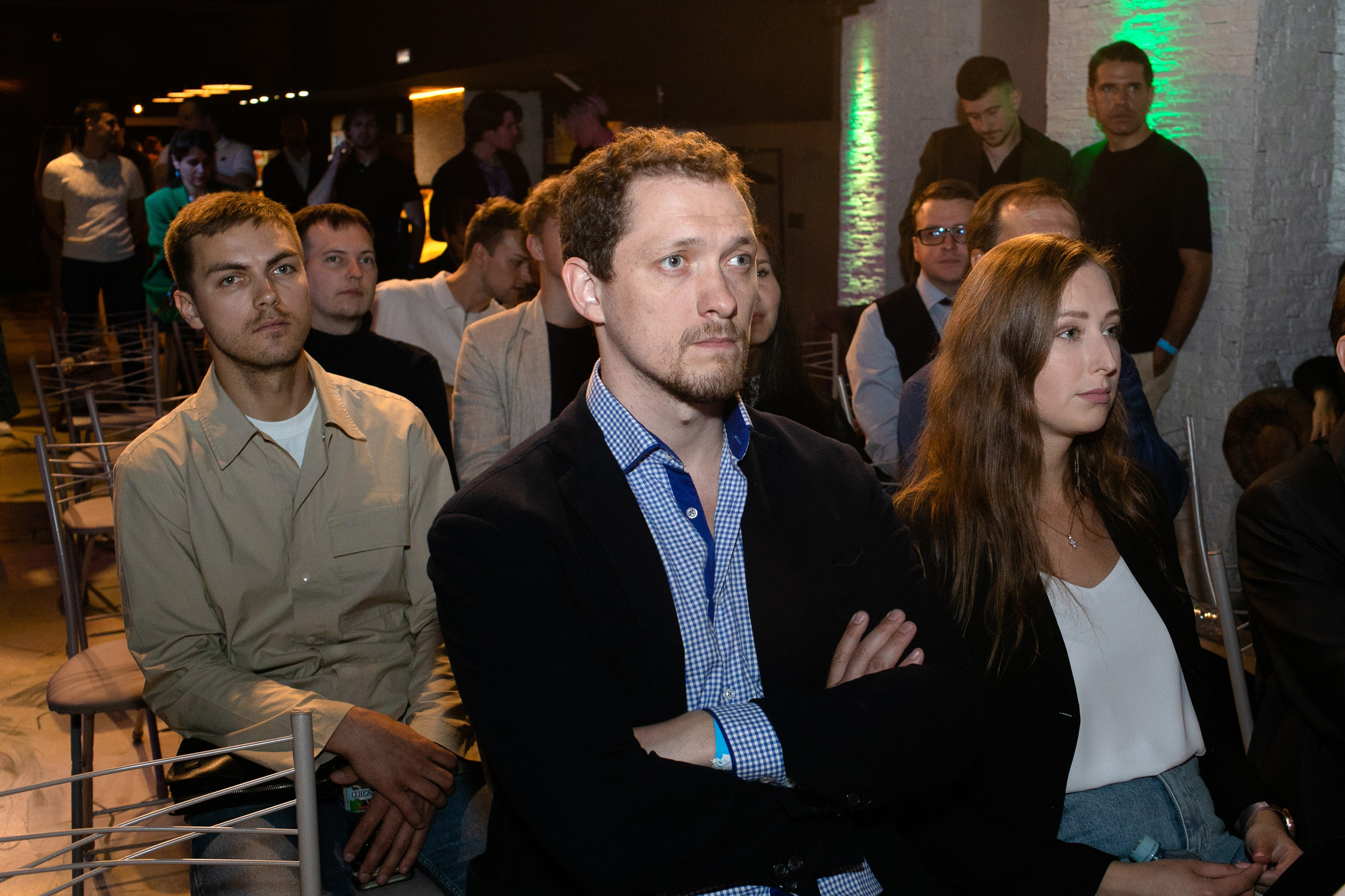 Встреча криптовалюте. Art photographer Nino