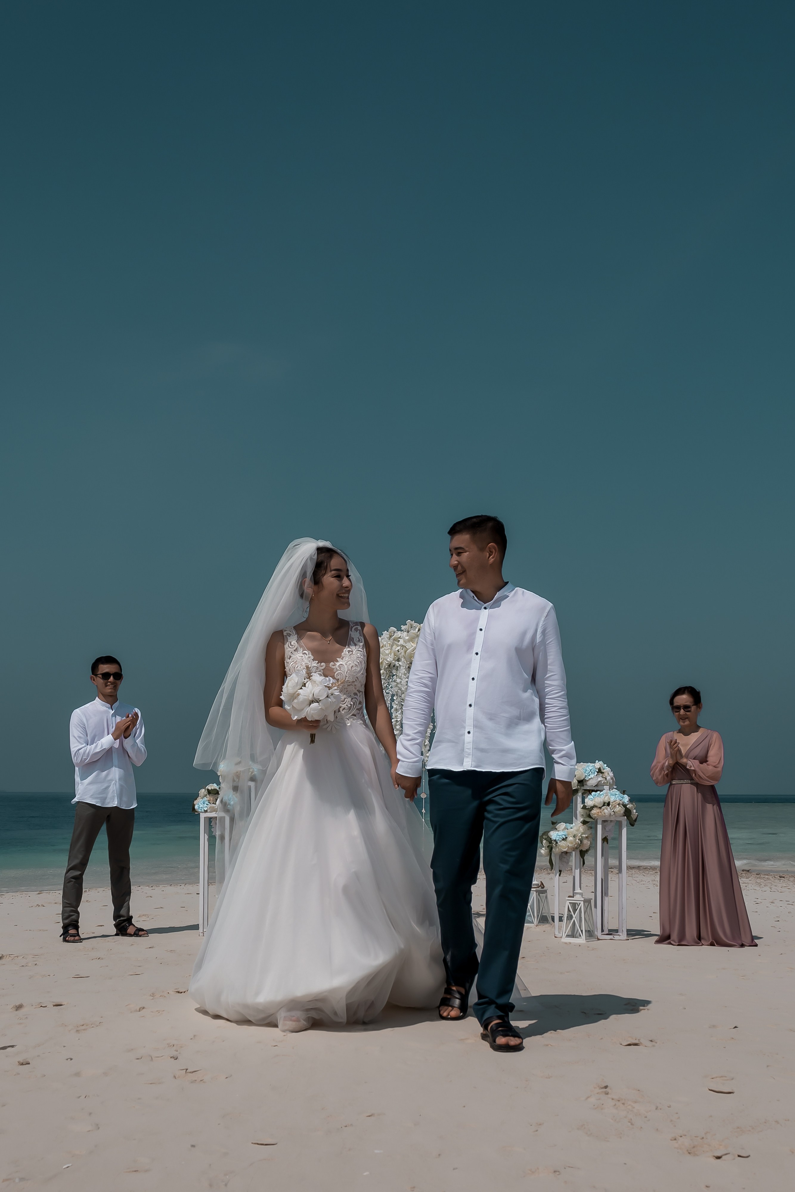 Maldivian Wedding. Фотограф свадебный, репортажный, индивидуальный, фото для маркетплейсов, брендов, автосалонов