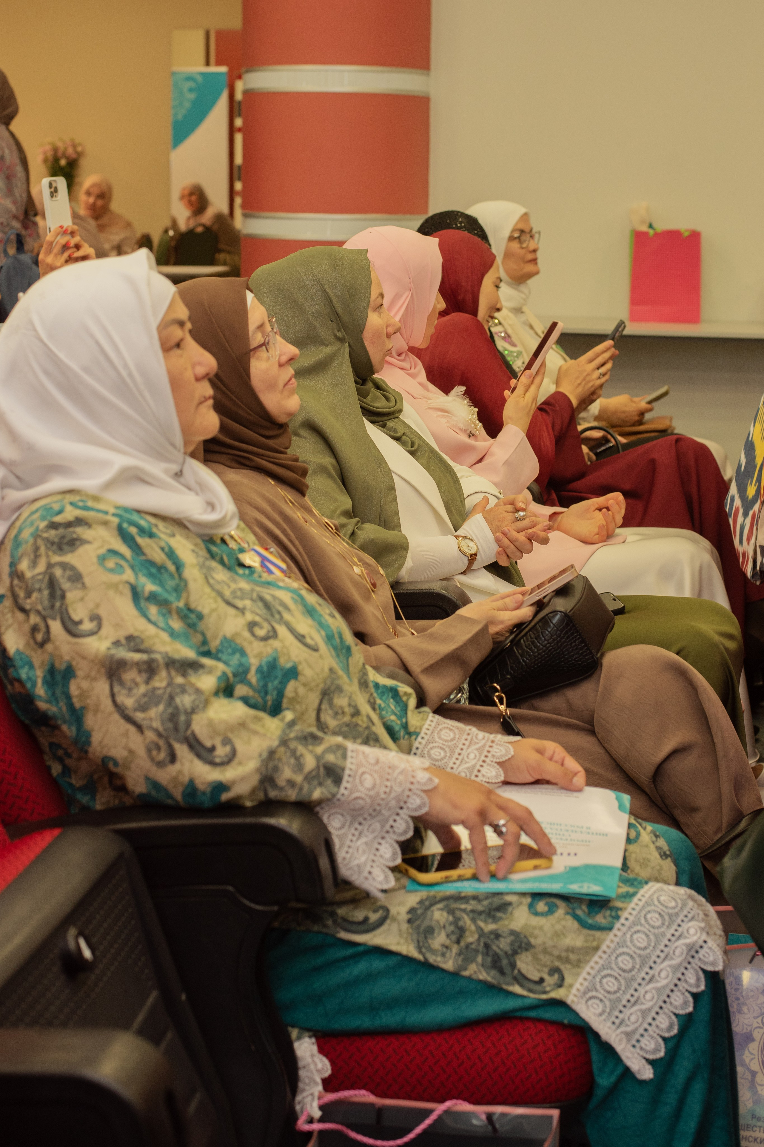 XIV Всероссийский съезд женских мусульманских организаций. Лина Курочка — ваш фотограф