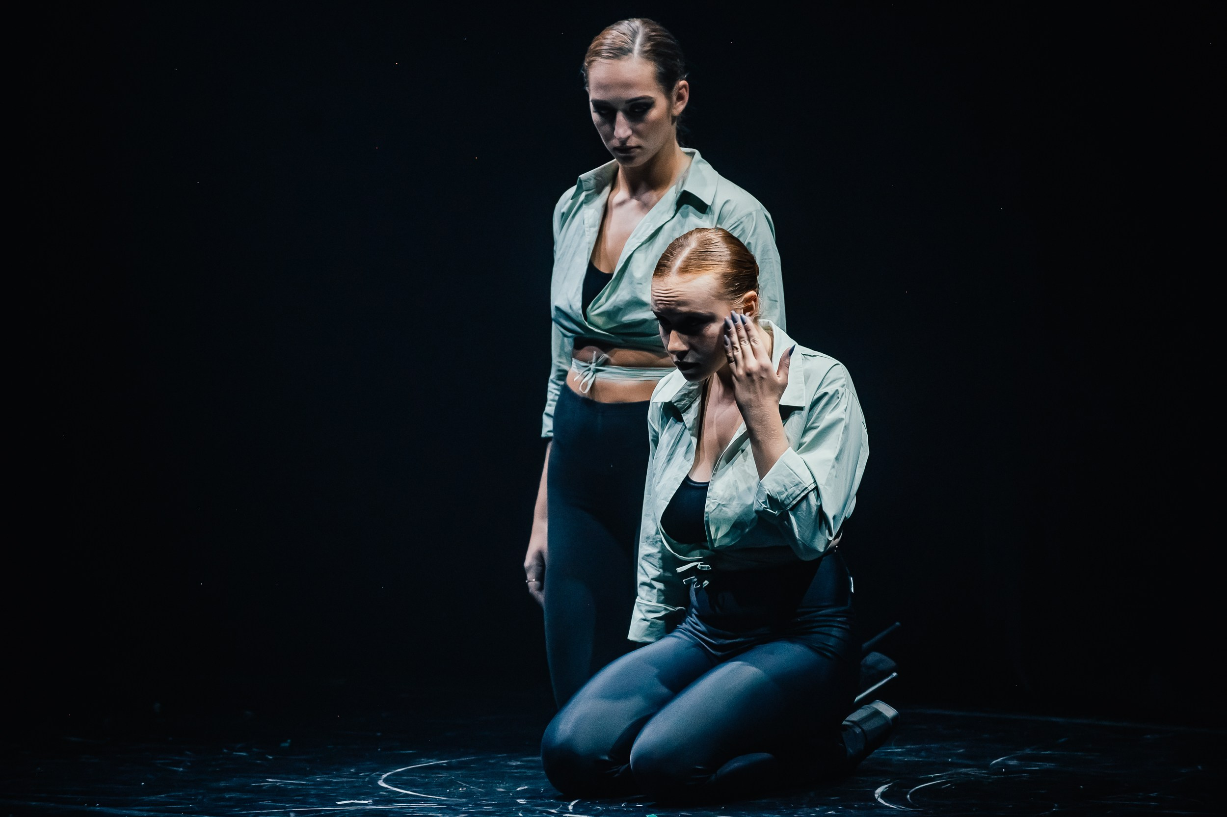 Танцевальное шоу «Ароматы». Художник по свету Максим Сергачев