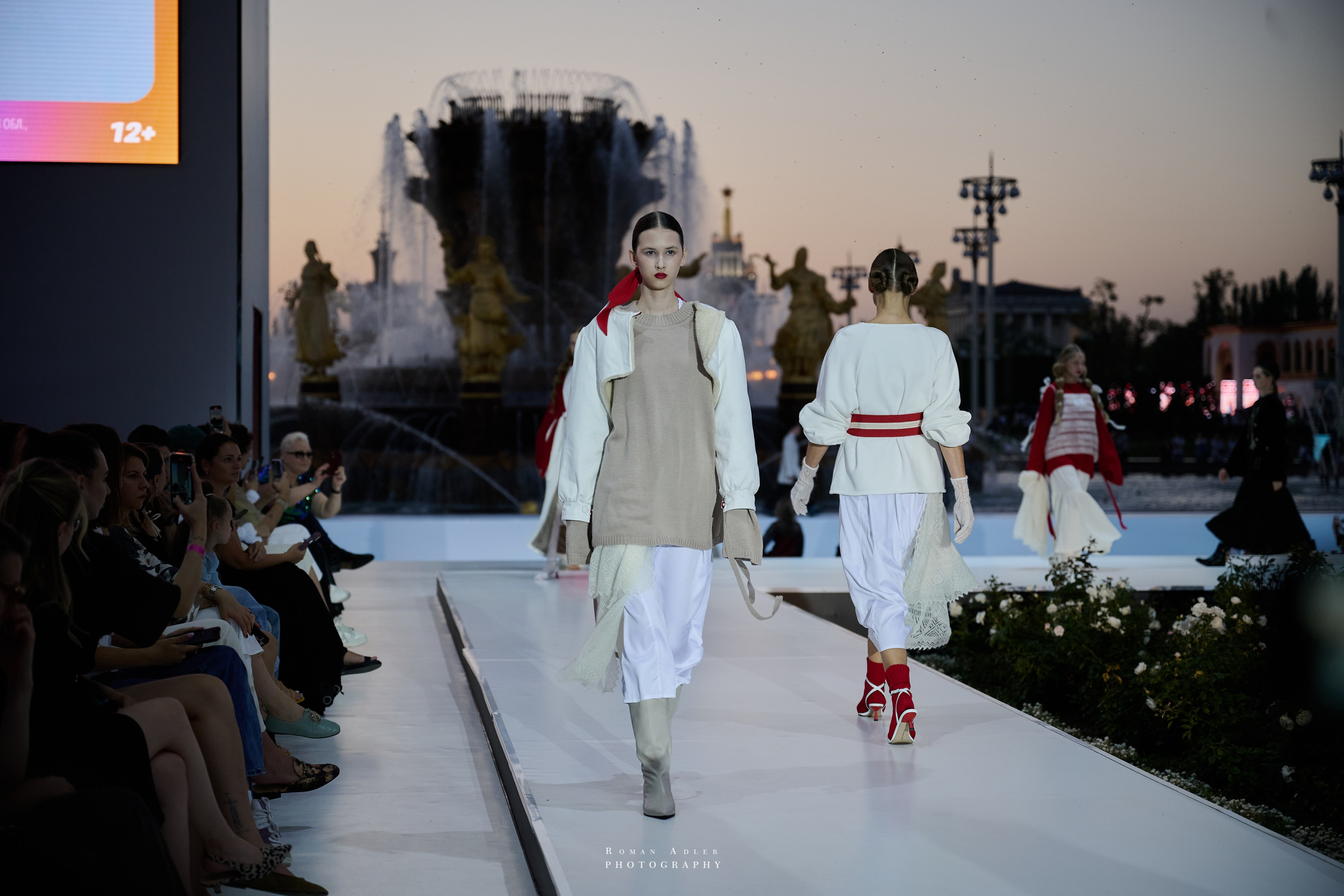 Московская неделя моды. Фотограф Роман Адлер