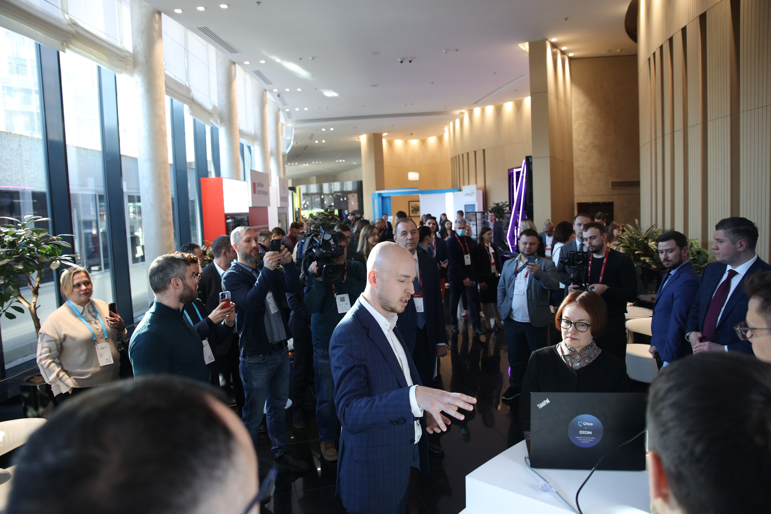 Деловые мероприятия. Tony Mikhailov