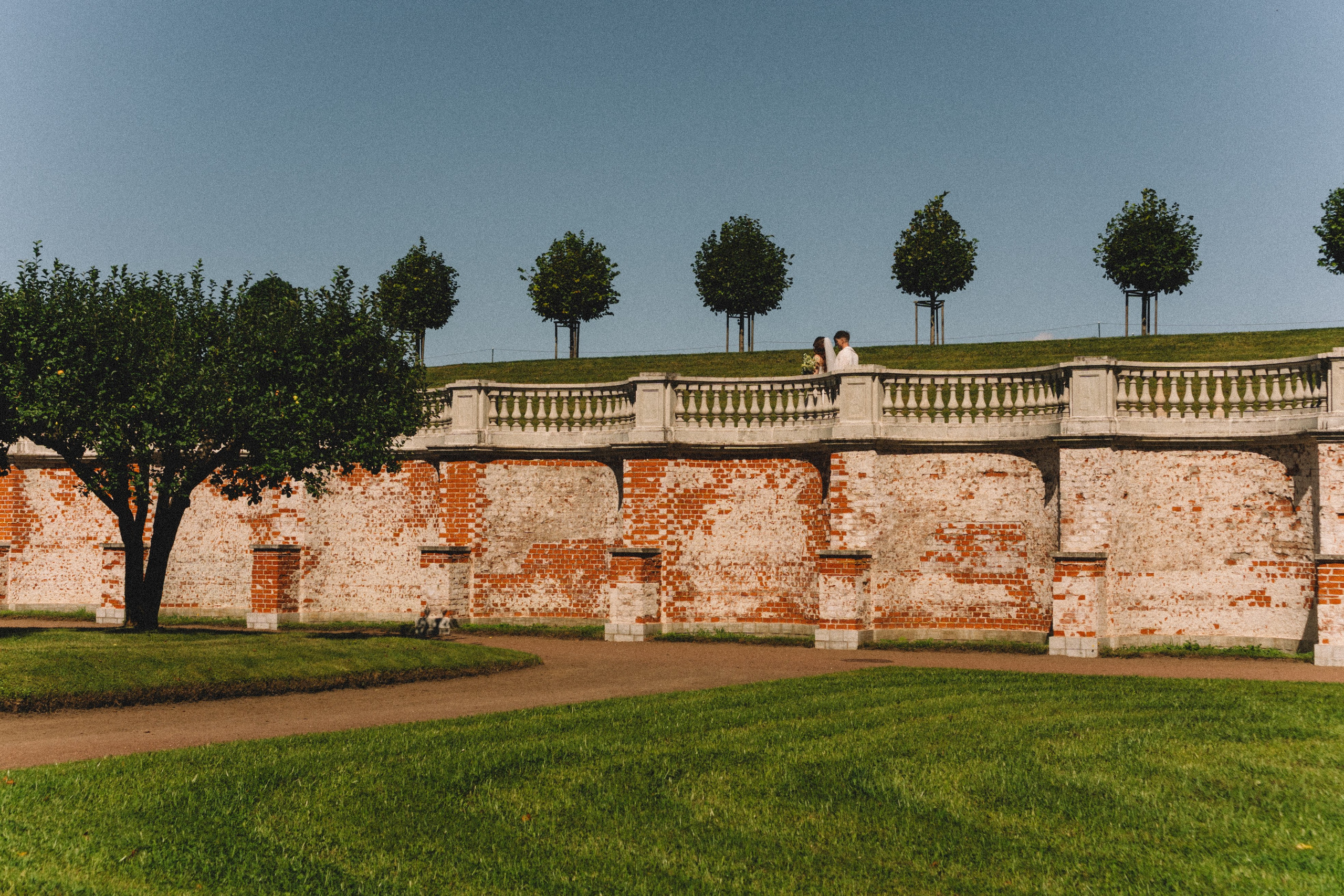 СВАДЕБНАЯ СЬЕМКА В ПЕТЕРГОФЕ И СЬЕМКА РЕПОРТАЖА В ЗАГСЕ ПЕТЕРГОФА. Профессиональный фотограф, Санкт-Петербург — Виктория Богомолова