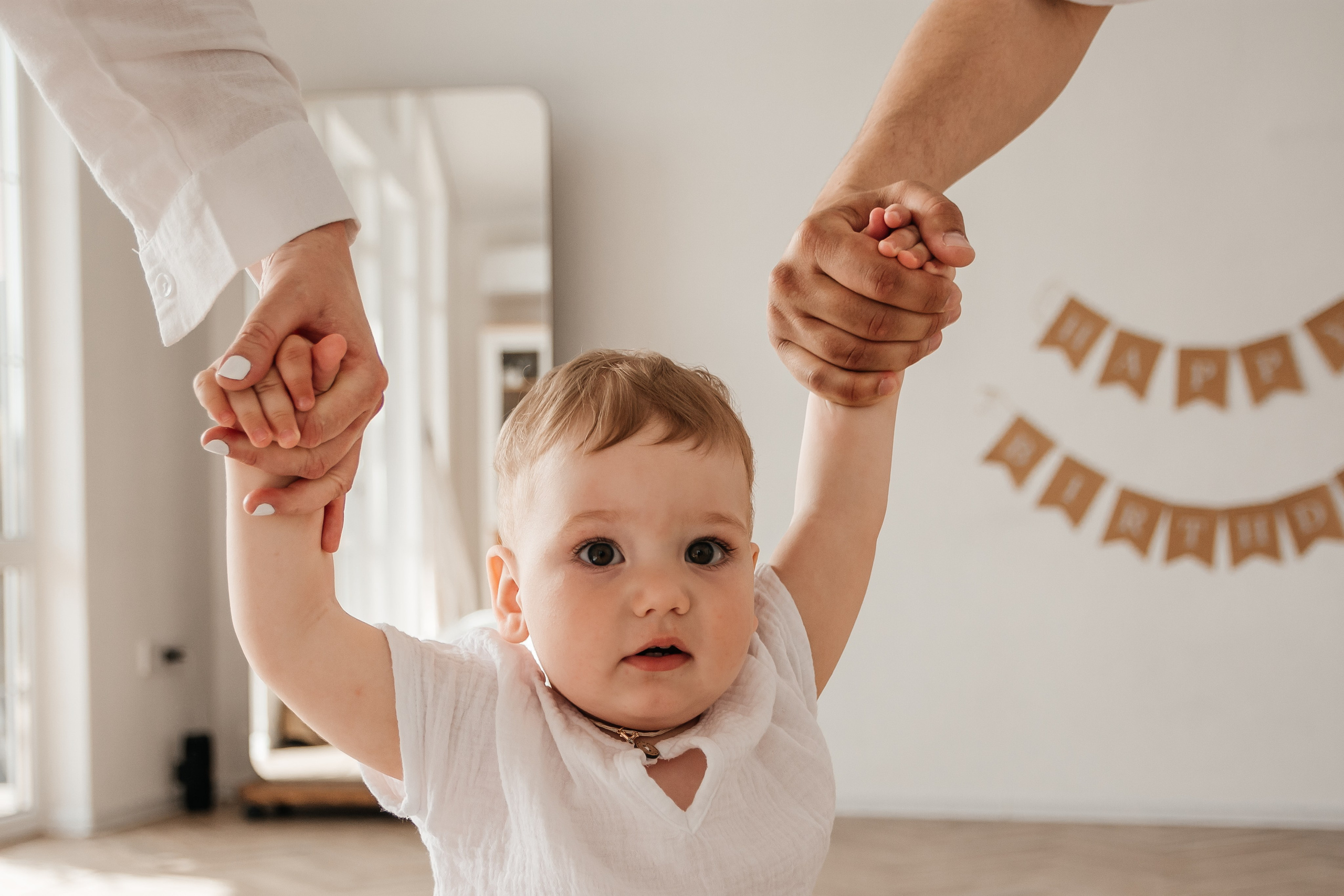 Фотосессия годика минимализм. Семейный и детский фотограф Кущ Наташа