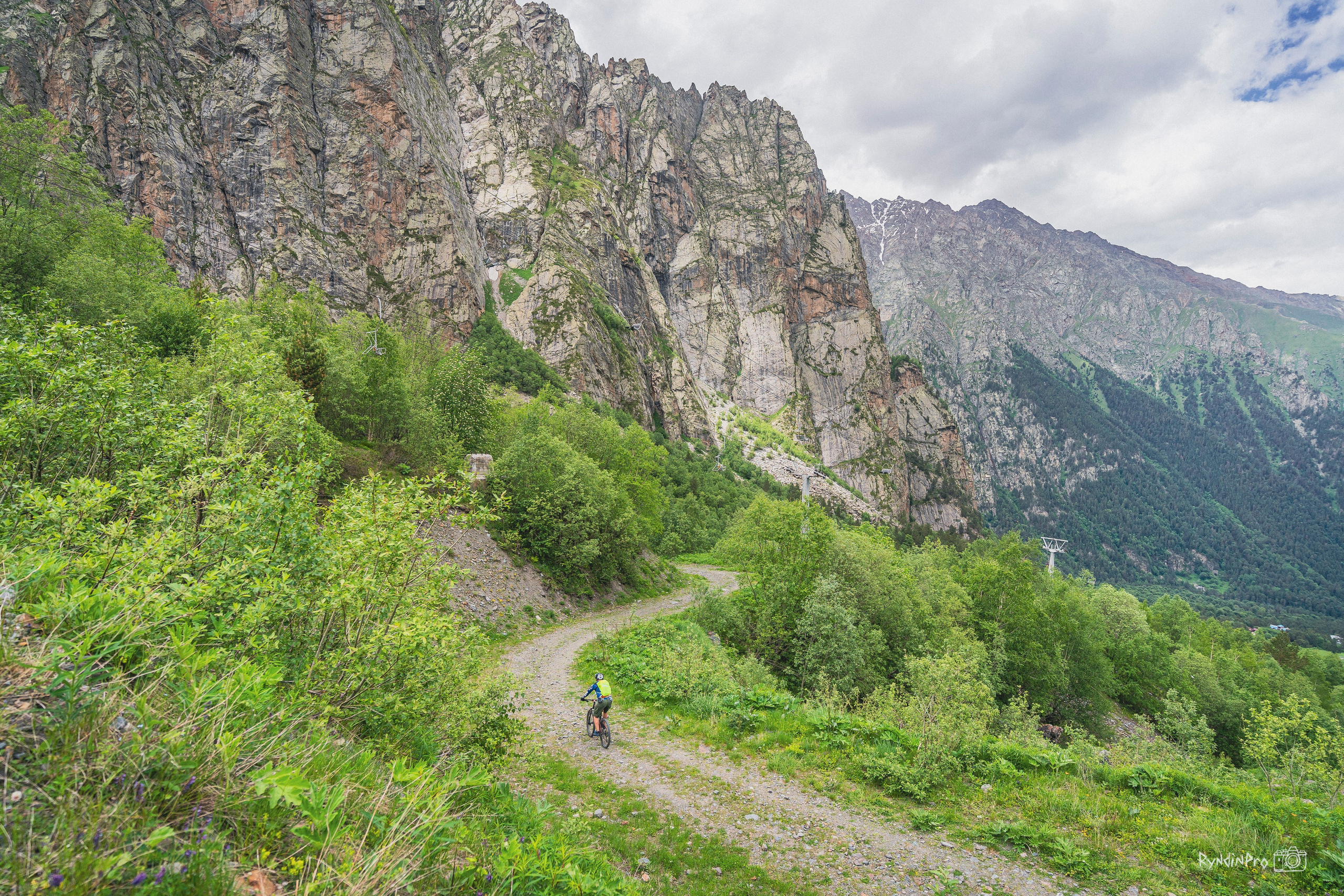 Велотур Осетия 16.06.2024 Ковальтур. Репортажный фотограф в Краснодаре Рындин Дмитрий