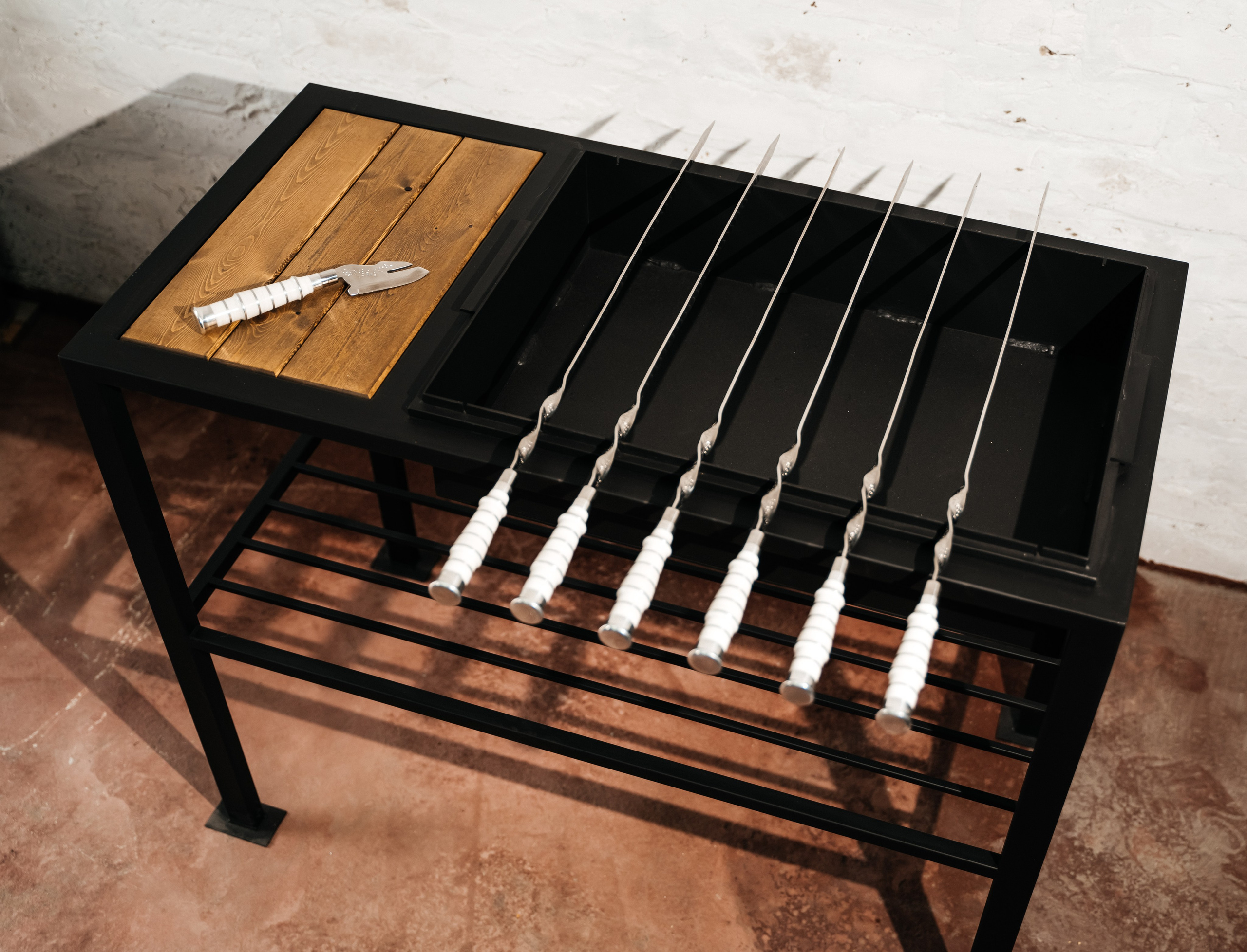 Мебель на заказ Ставрополь. LoftKost изготовление мебели Лофт в Ставрополе