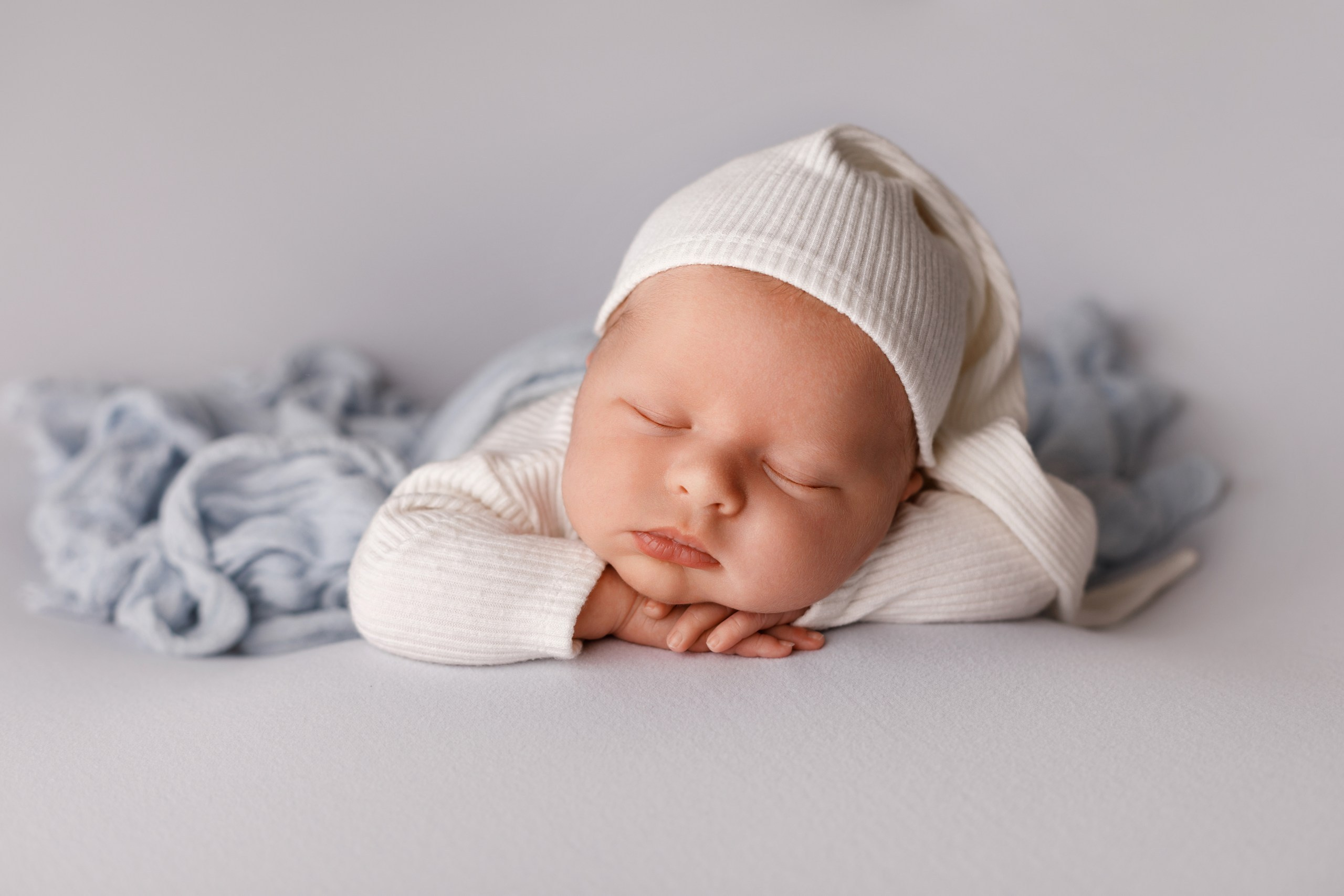 НОВОРОЖДЕННЫЕ. Фотограф новорожденных — ньюборн фотосессия Москва Анна Миронченко