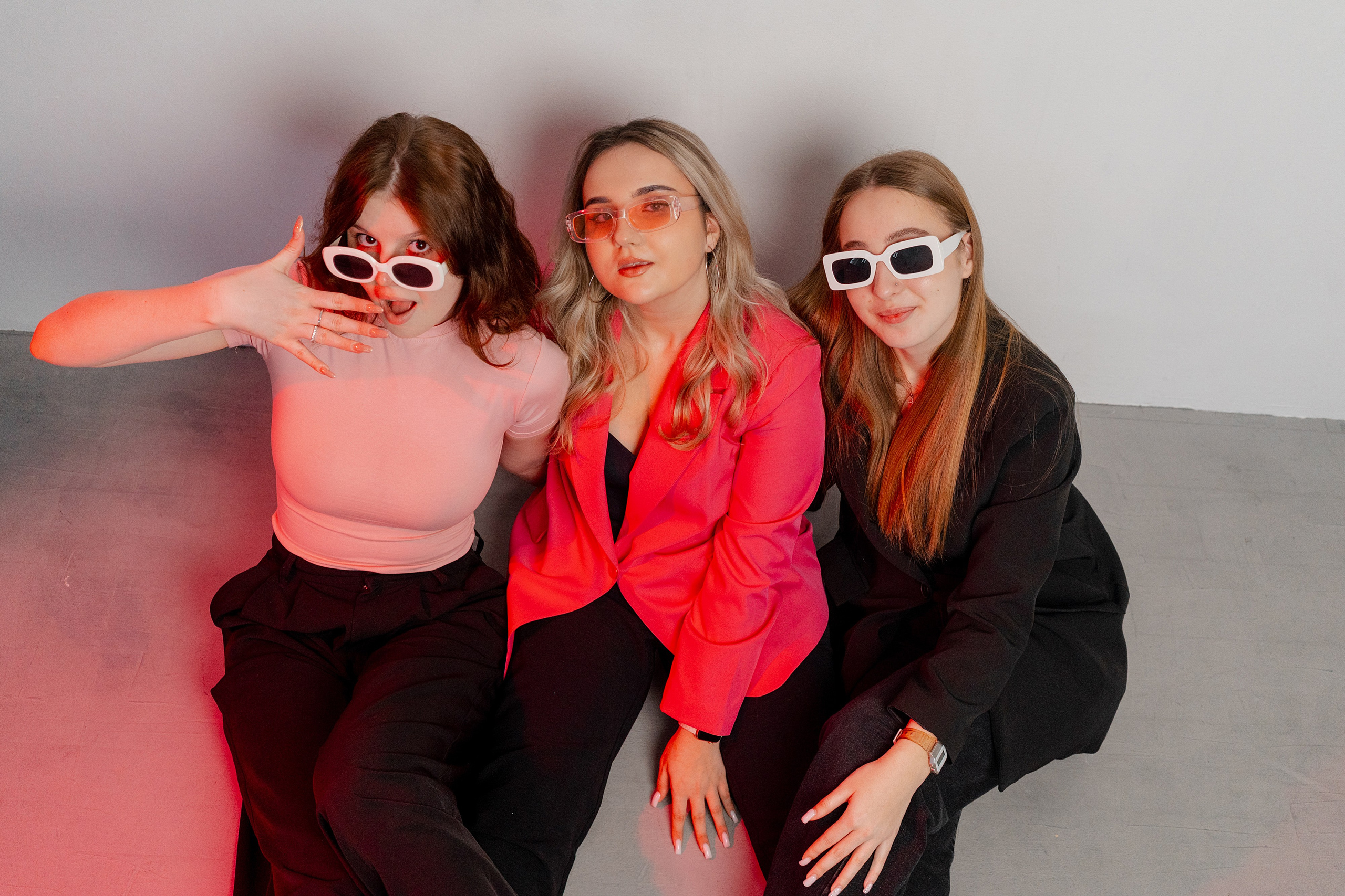 11 класс Студия. Фотограф Софья Володкина