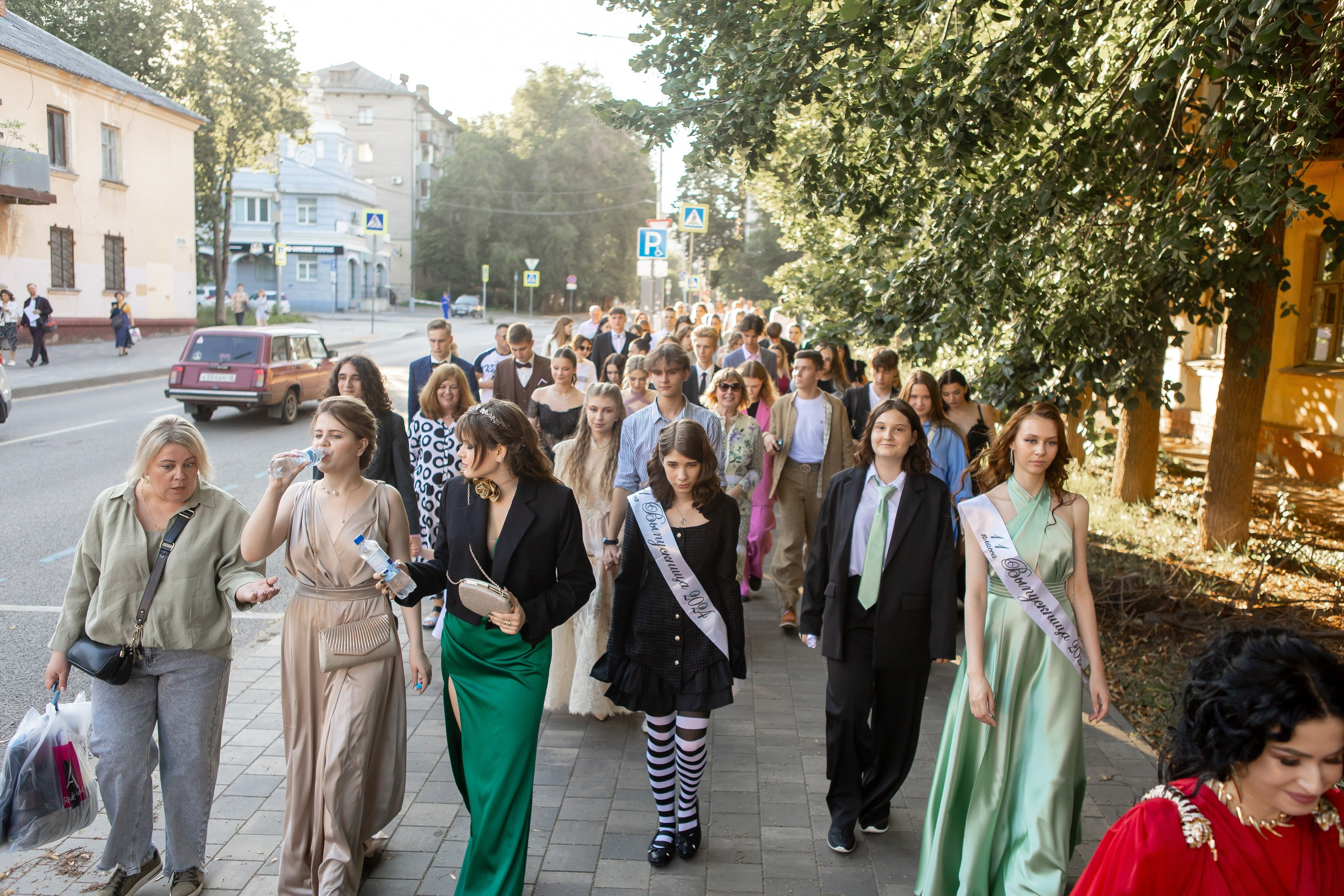 Выпускной Гимназия 12 2024 г. Свадебный и портретный Фотограф в Липецке Дмитрий Котюков