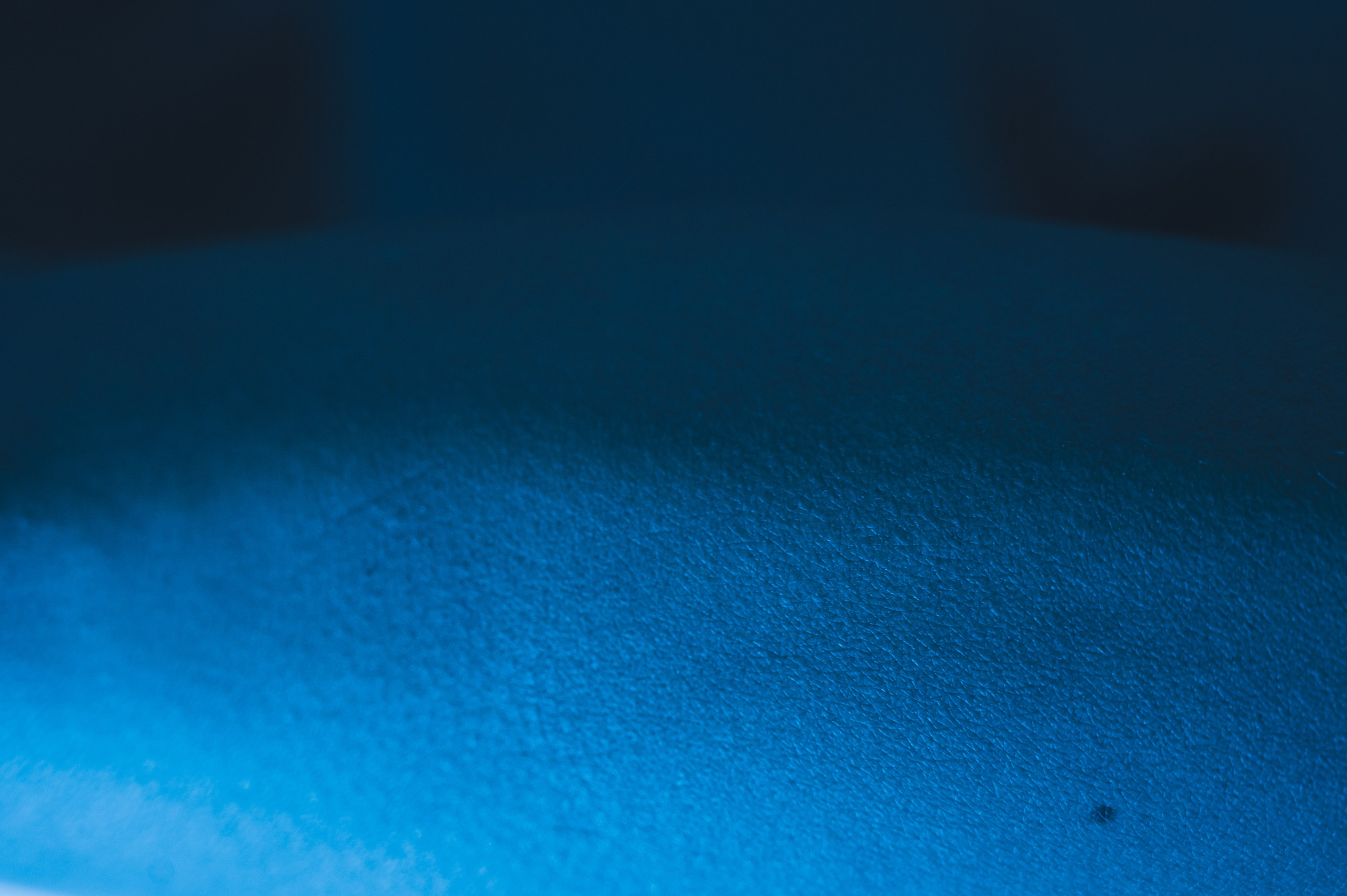 Фото проект "Внутри". Был представлен на выставке в Дортмунде Германия январь 2025 года. Спортивный фотограф в Москве Фадеева Ирина. Соревнования, турниры, чемпионаты по танцам. отчетные концерты, съемка под водой