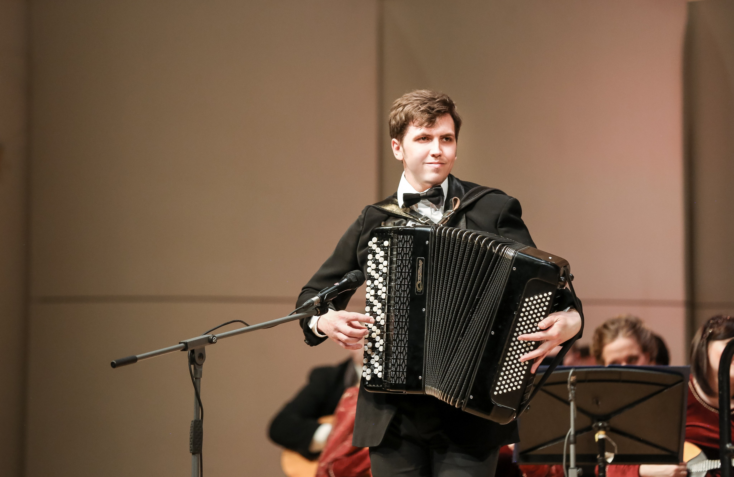 Концерт «Один виток вокруг планеты» ко Дню космонавтики. Дарья Письменюк / Darya Leitstern — фотограф, музыкант, журналист, путешественник