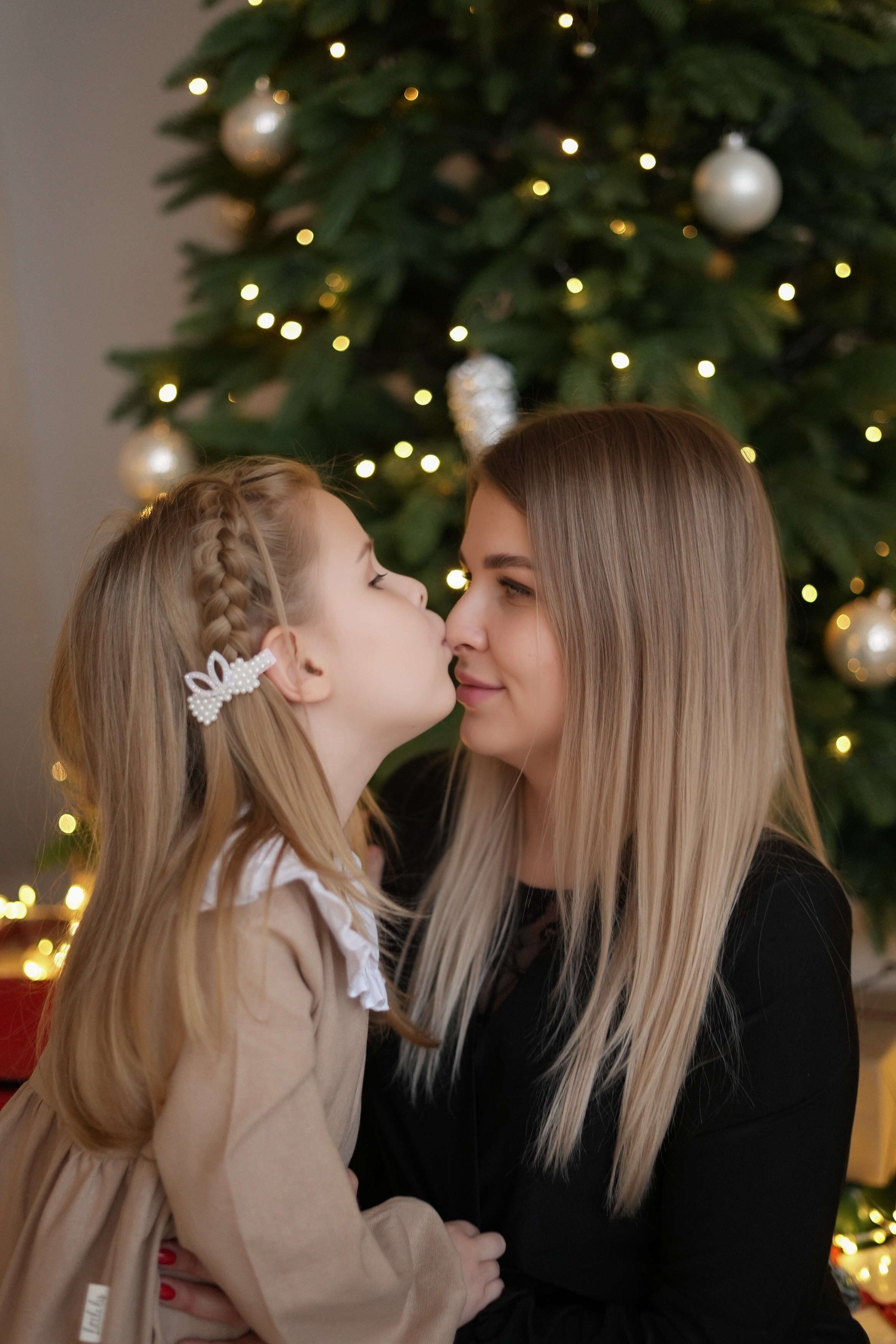 Семья Шуриловых новый год. Фотограф Волгоград Анастасия Ли