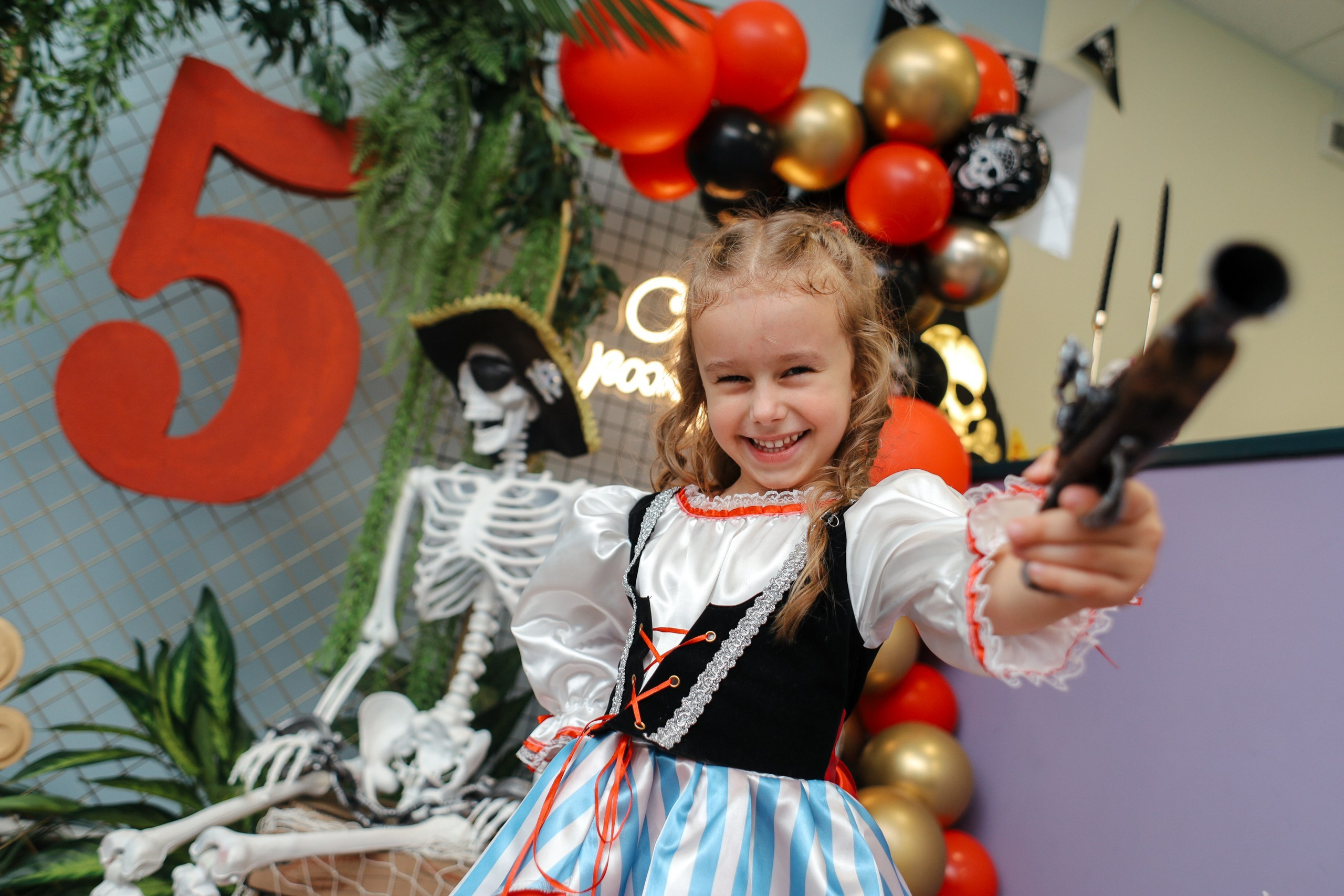 Праздники и дни рождения. Студия детской фотографии CHIK STUDIO