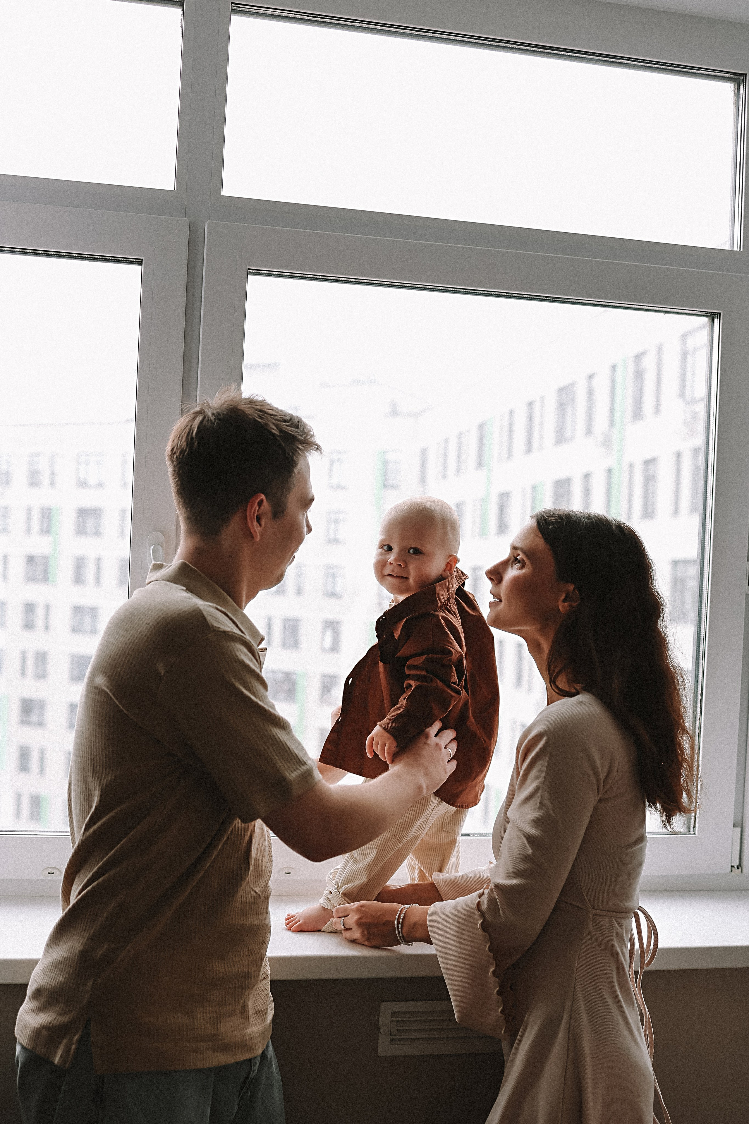 1 год Леону. Семейный фотограф Тюмень, фотограф на роды Салмина Мария