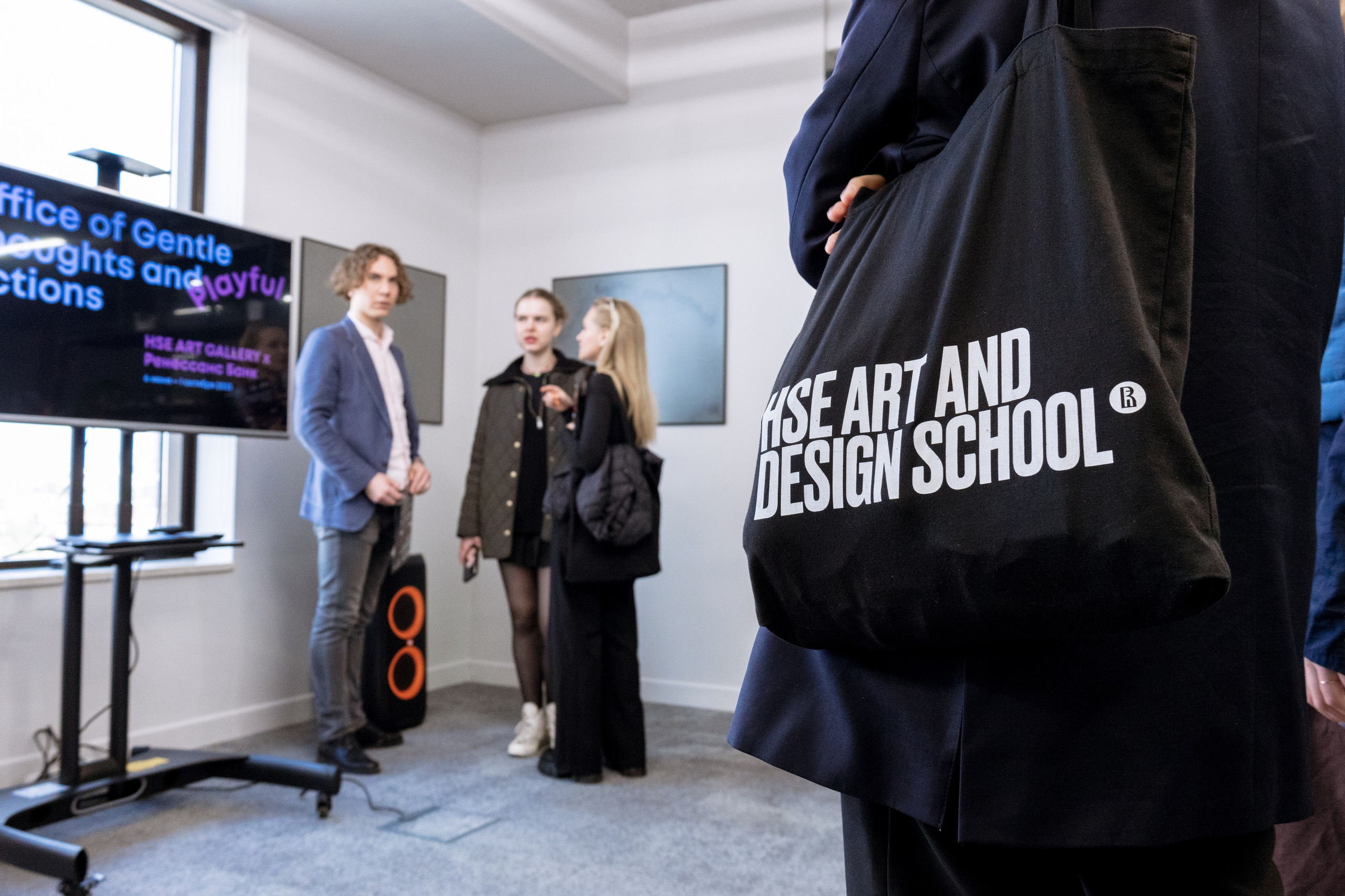 Ренессанс Банк х HSE Art Gallery открытие выставки. Коммерческий фотограф Ксения Есина