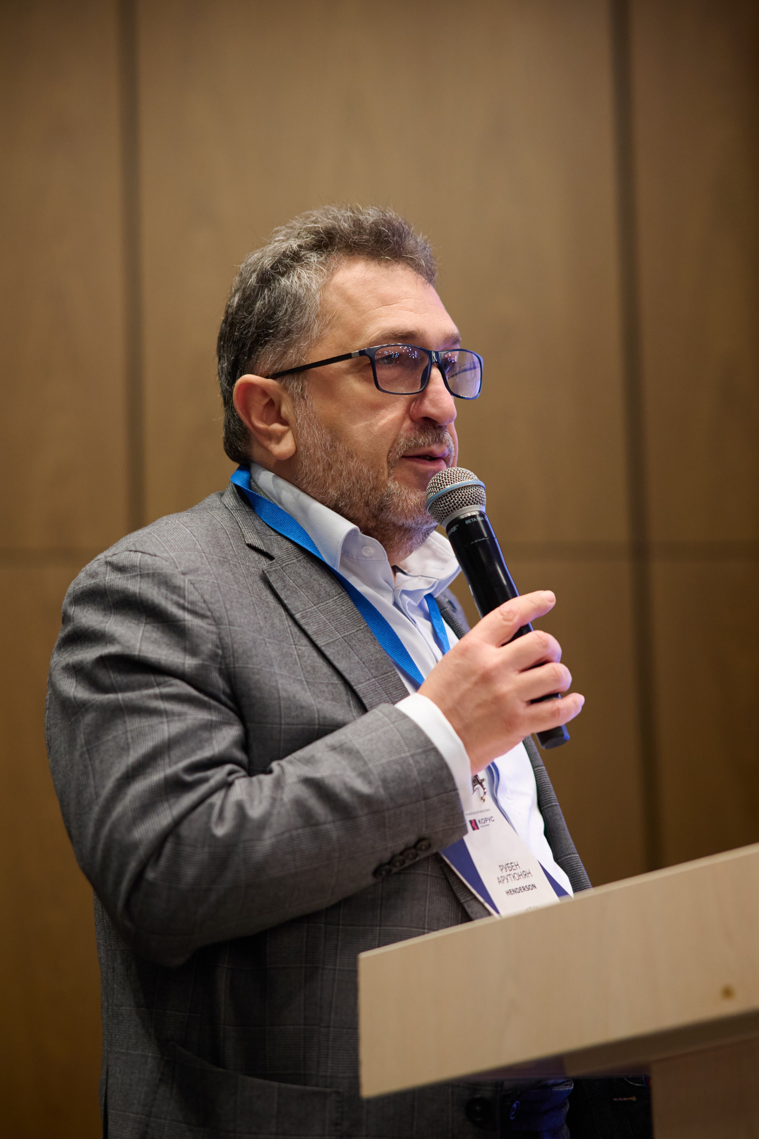 Репортажная съёмка конференции в Москве