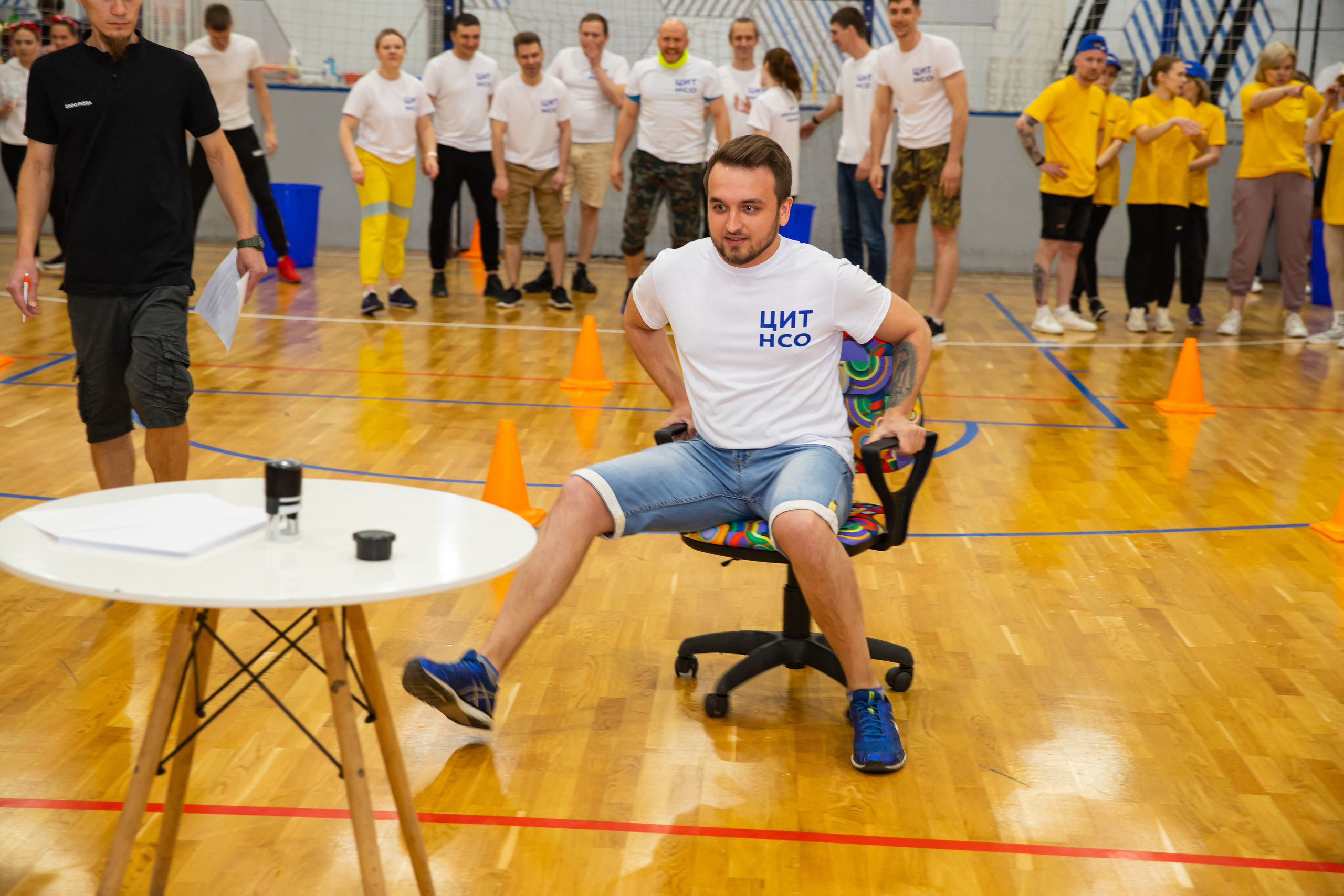 Чемпионат по офисным видам спорта. Фотограф Александр Поздняков  Новосибирск