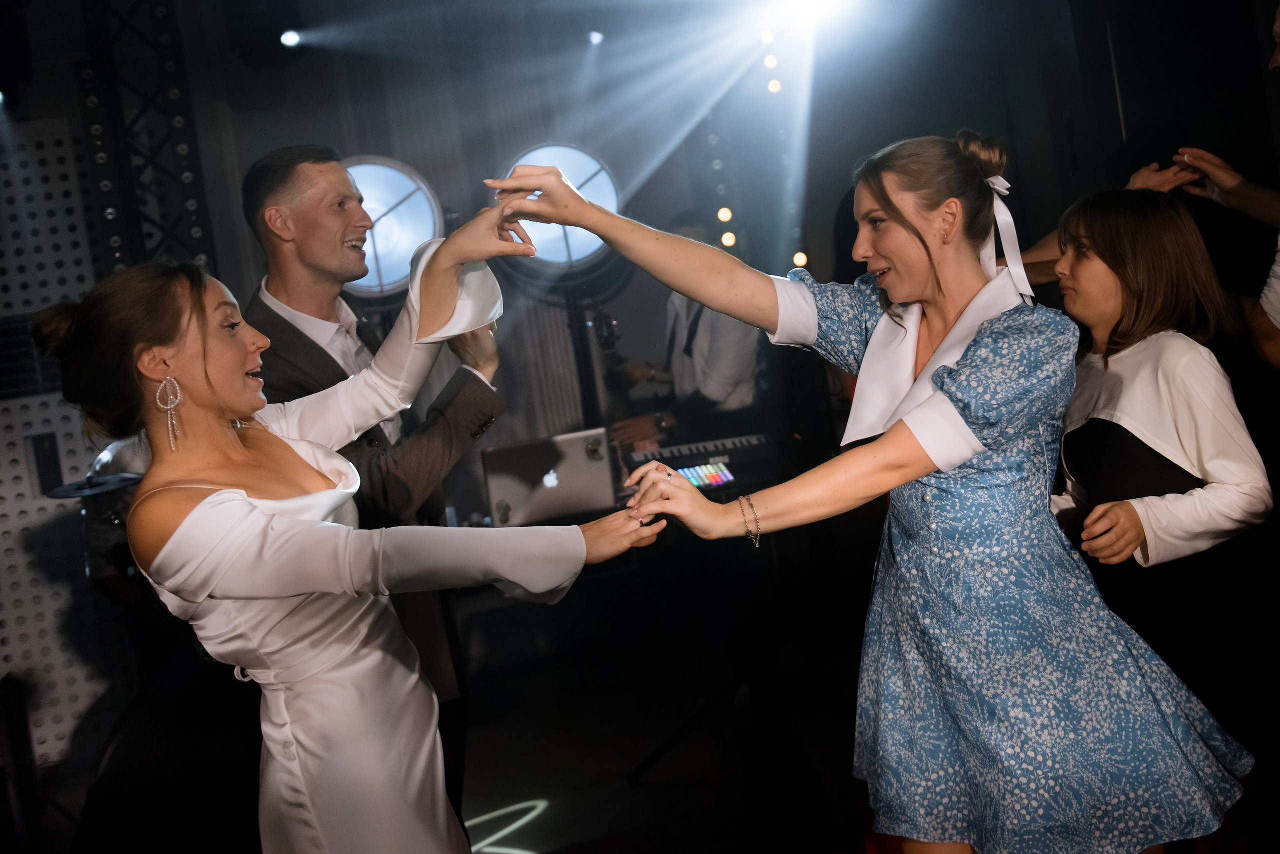 Сваденая фотосъемка в особняке Путилова СПб. Свадебный и семейный фотограф в Санкт-Петербурге Татьяна Пастухова