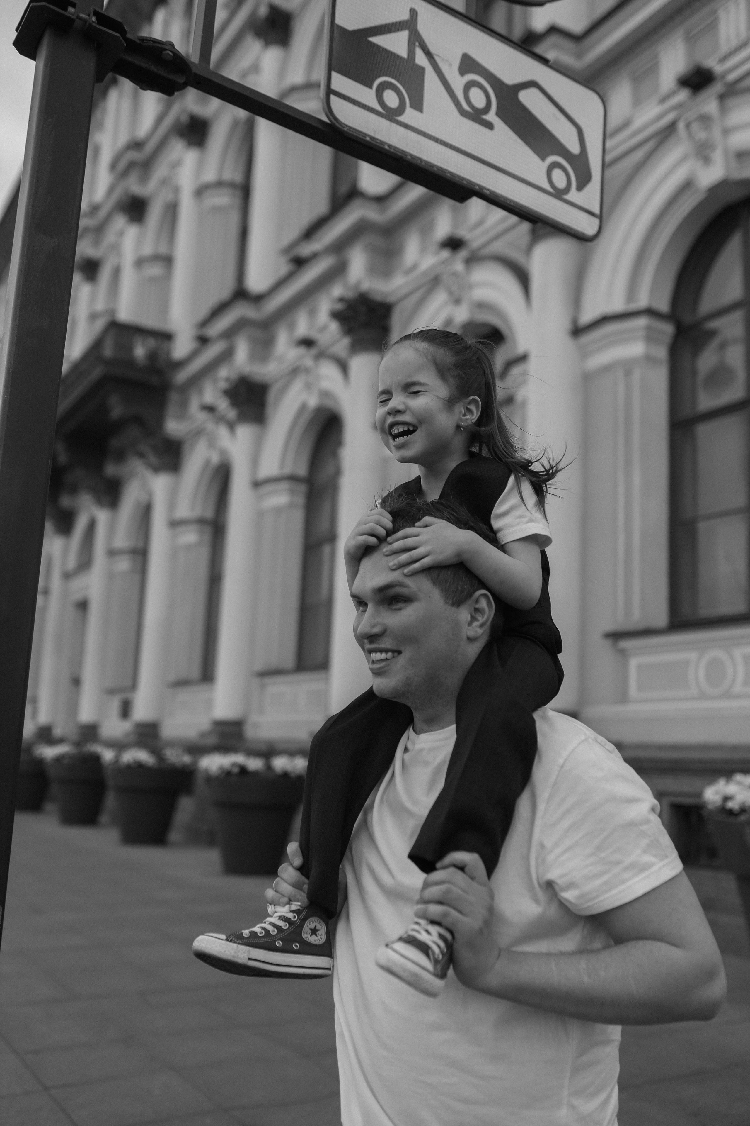 Мила и папа Антон прогулка по Петербургу. Лена Колягина Фотограф по любви