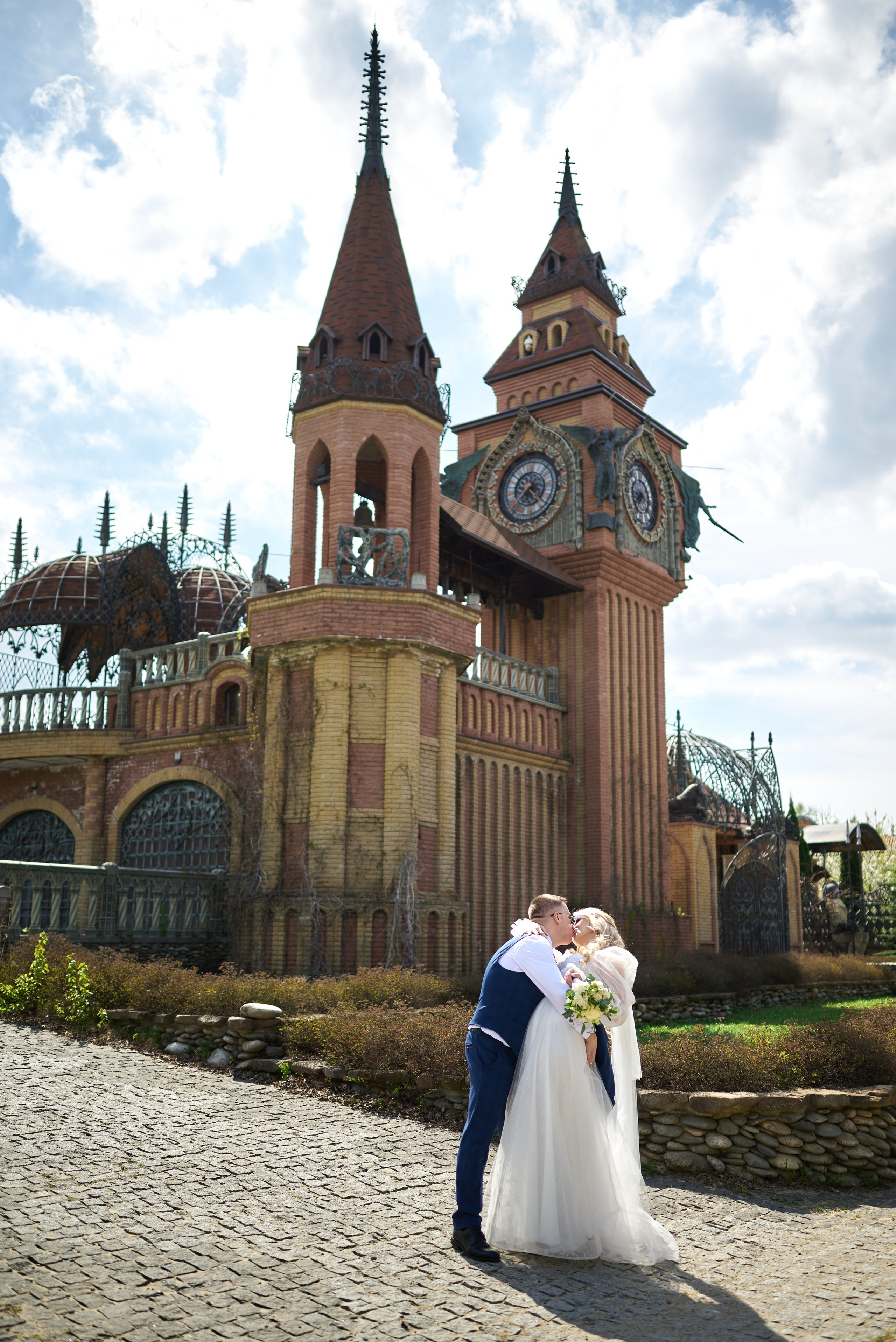 Фотограф Старый Оскол, Губкин. Свадебная фотосессия, доступная цена. Профессиональный фотограф Старый Оскол, Губкин — свадьба, венчание, крещение, юбилей и день рождения