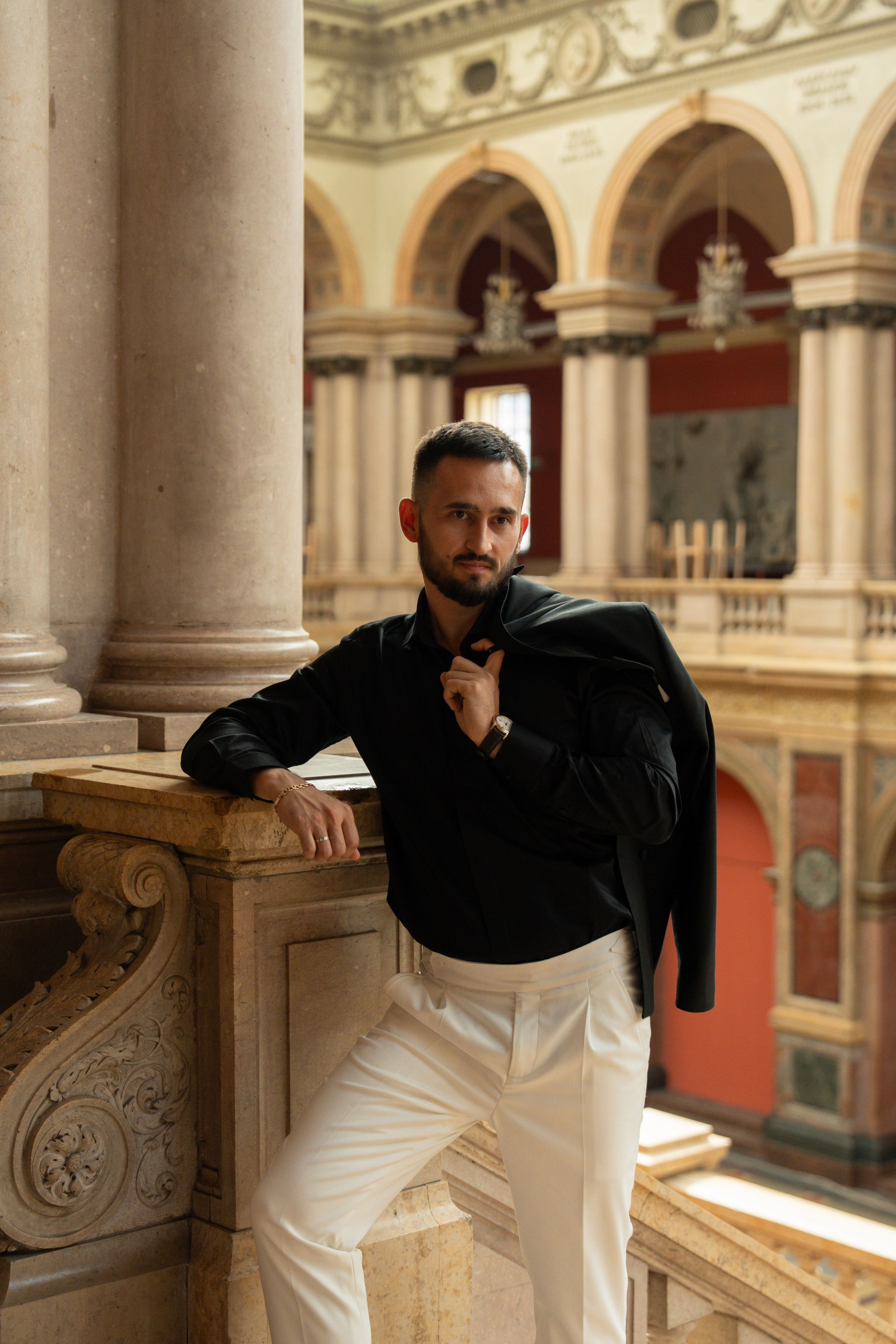 Свадебная фотосессия в Академии Штиглица в Петербурге. Свадебный фотограф в Москве Анна Полушина