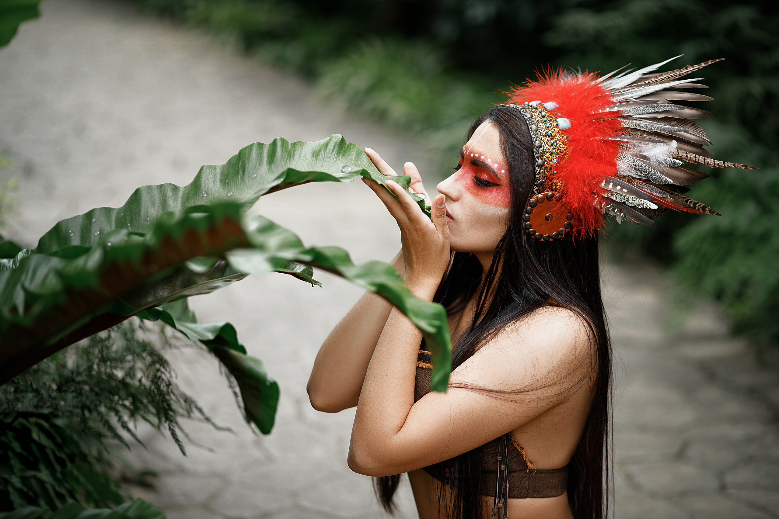 Говорящая с листвой. Женский фотограф в Кемерово Мария Чернявская