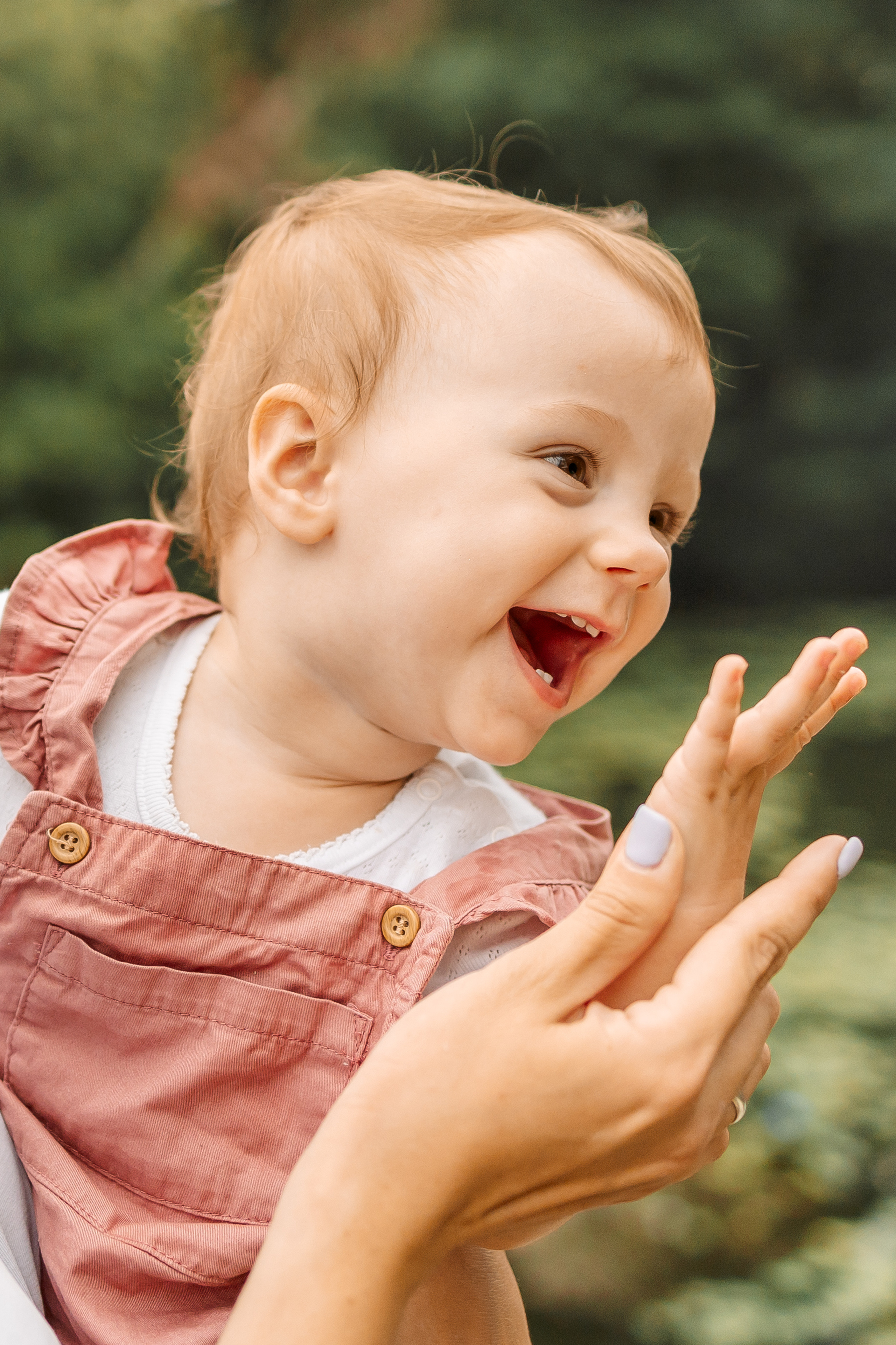 Мама и дочка в парке Кузьминки. Семейный Фотограф в Москве Евгения Симоненко